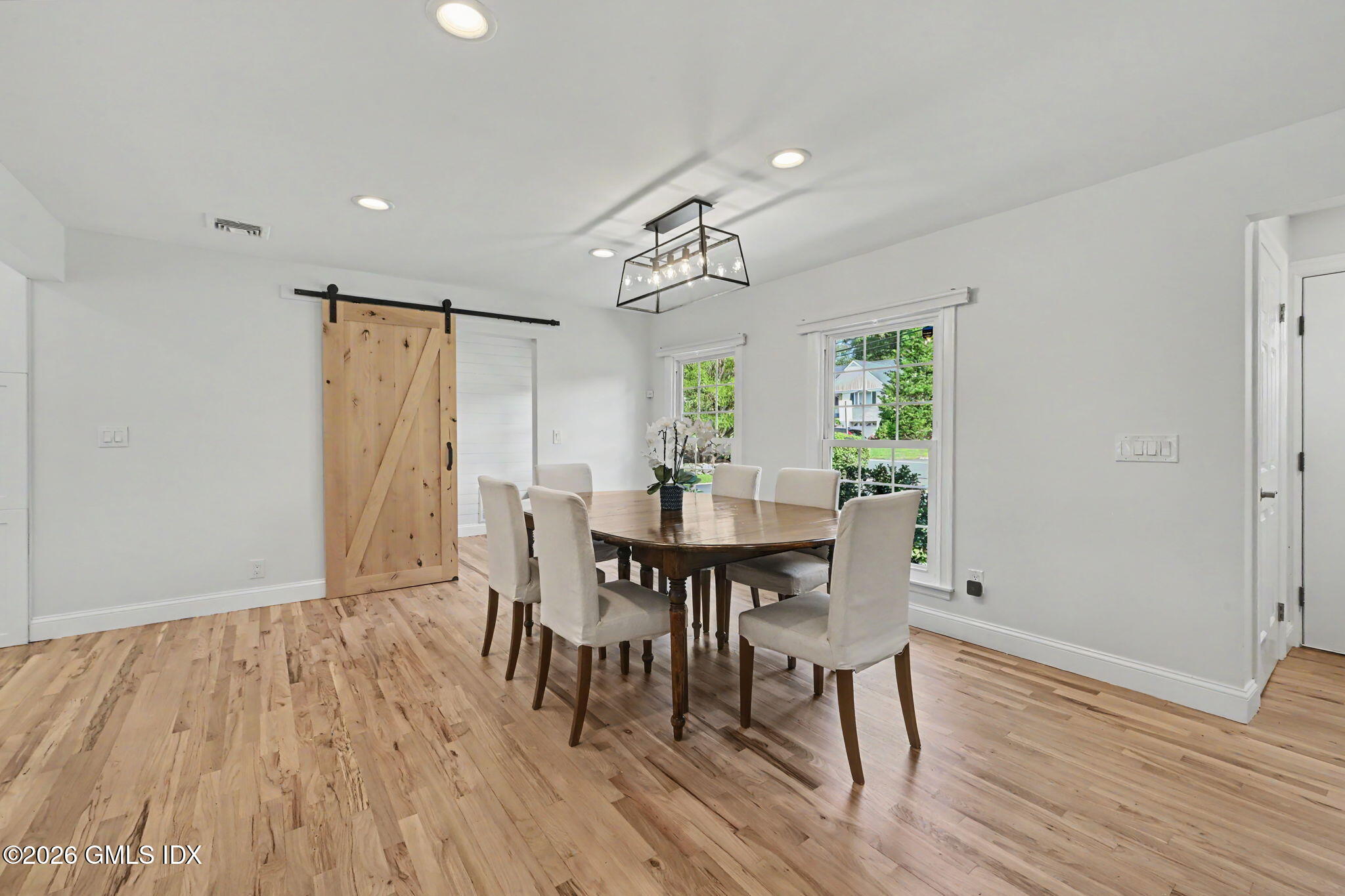 39 Sunshine Avenue