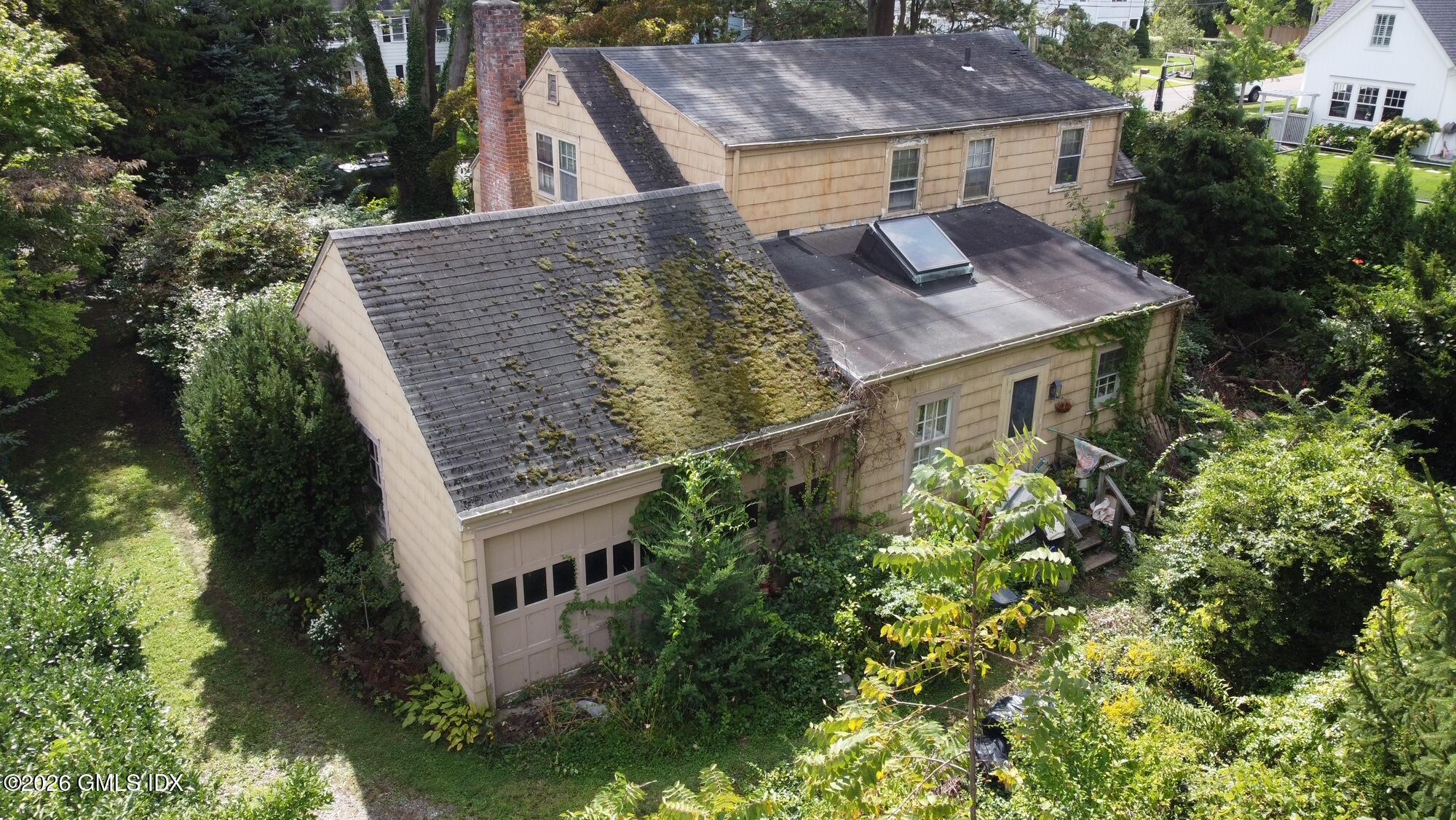 6 Lincoln Avenue