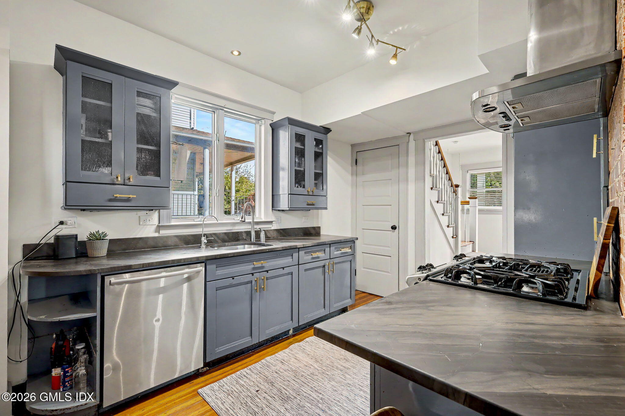 351 Delavan Avenue