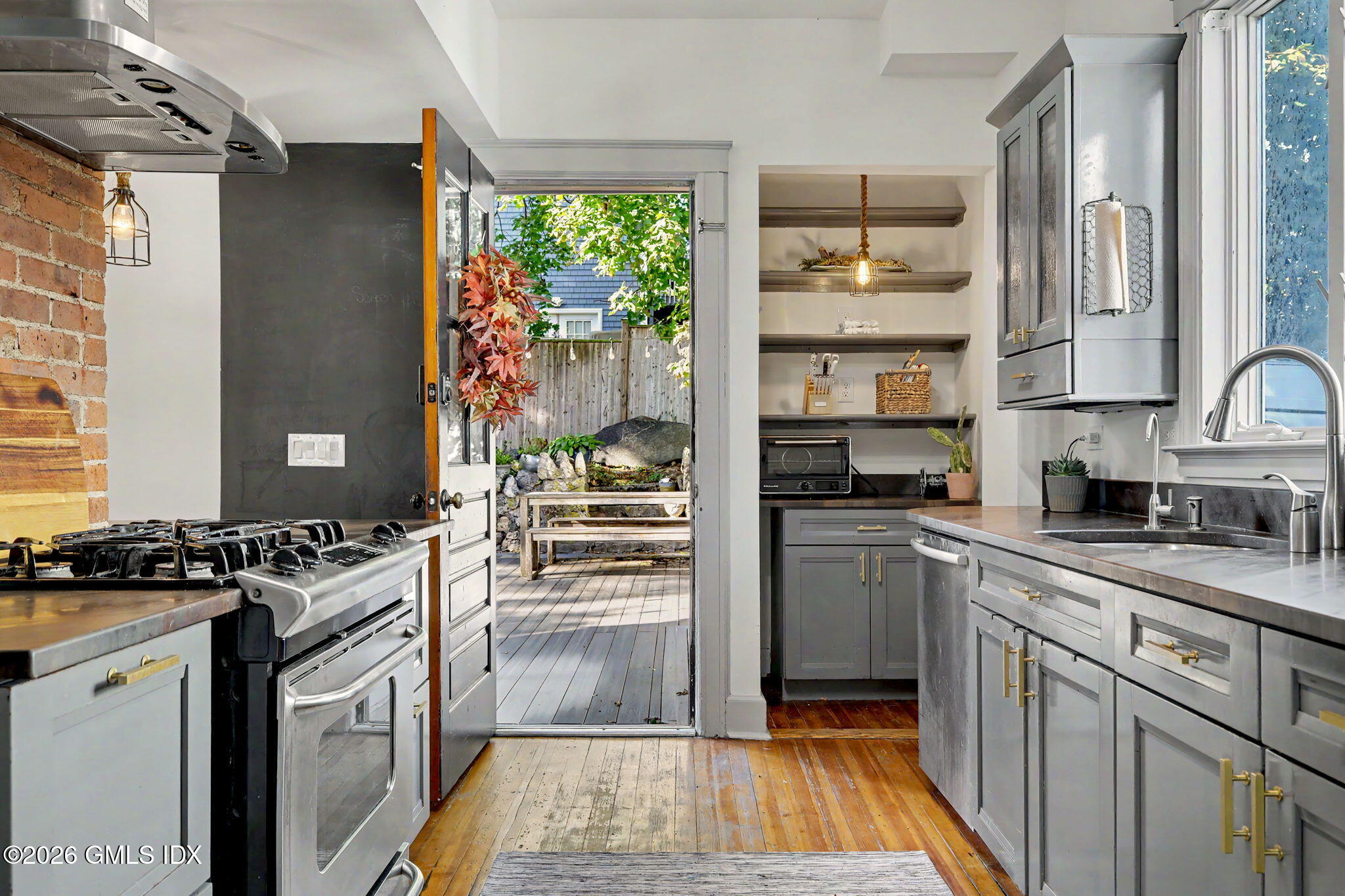 351 Delavan Avenue