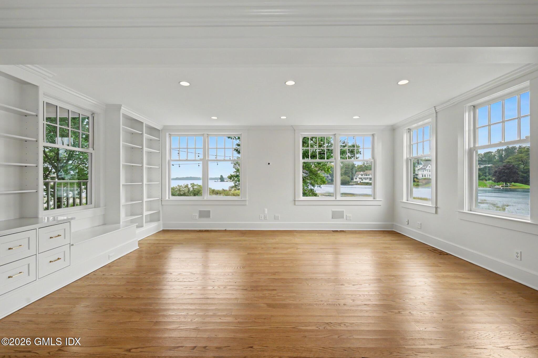 24 Hendrie Drive Extension