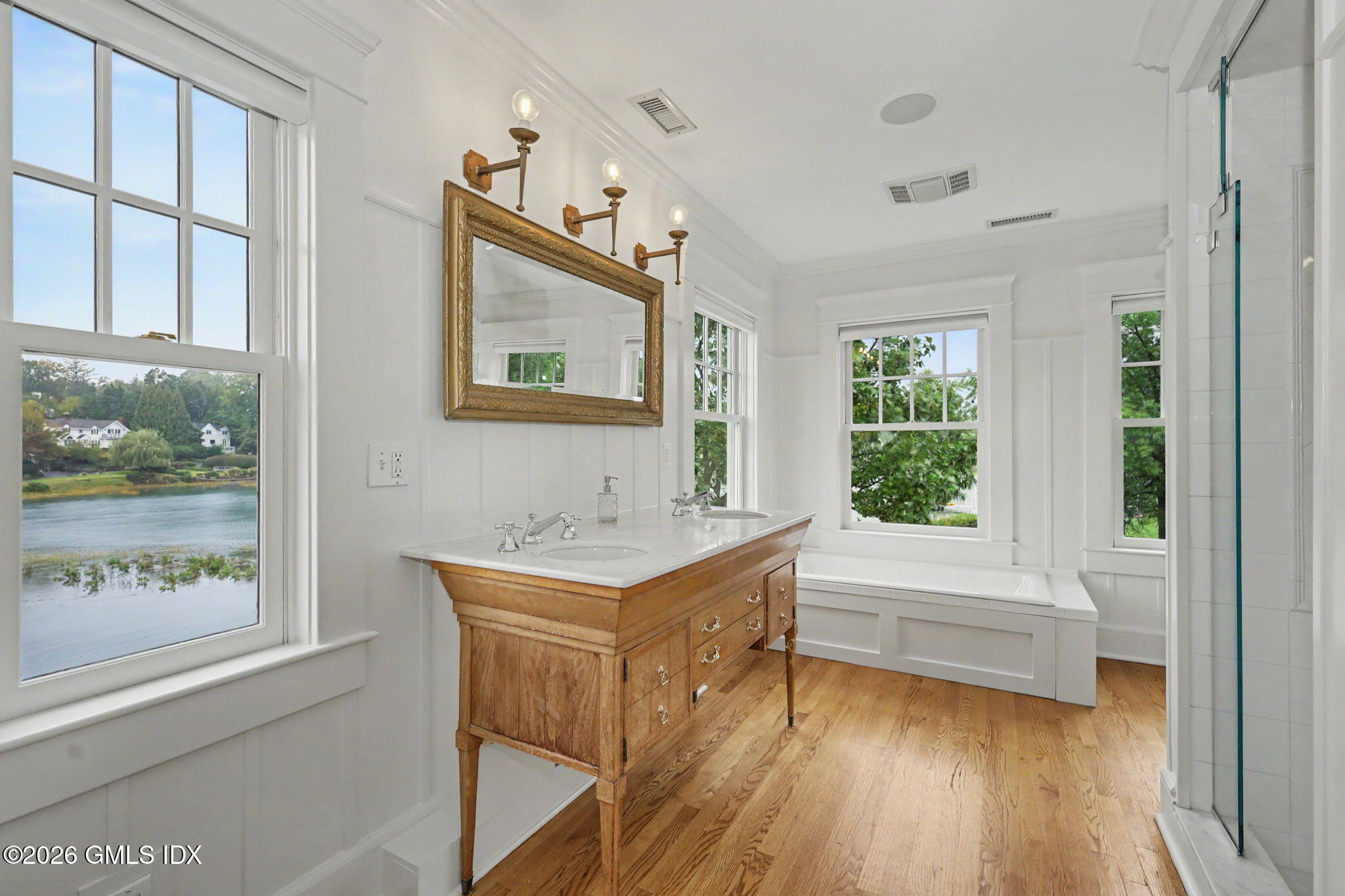24 Hendrie Drive Extension