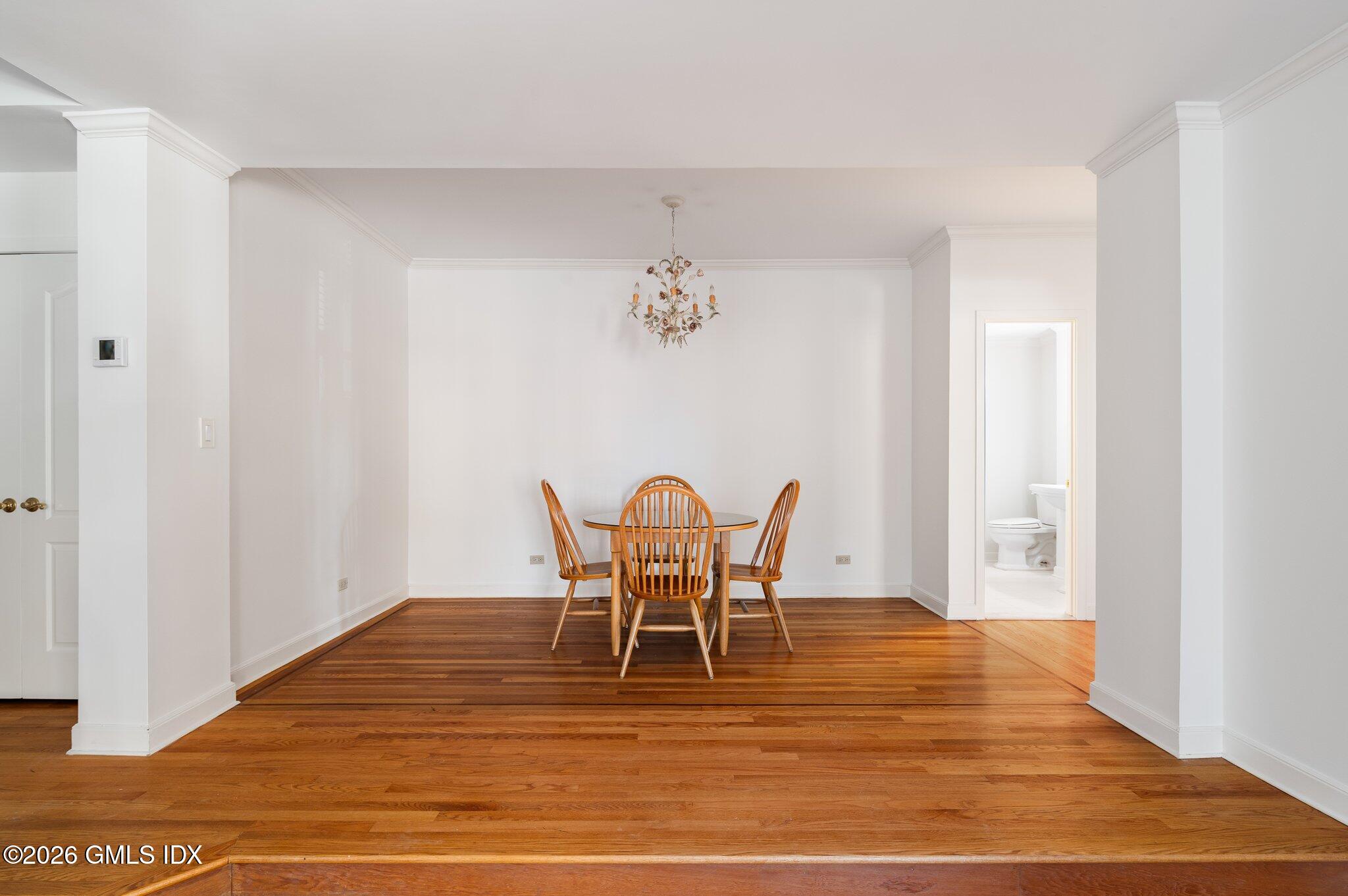 40 W Elm Street APT 4G