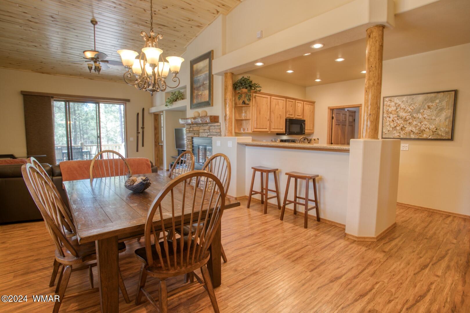 3220 W Black Oak Loop