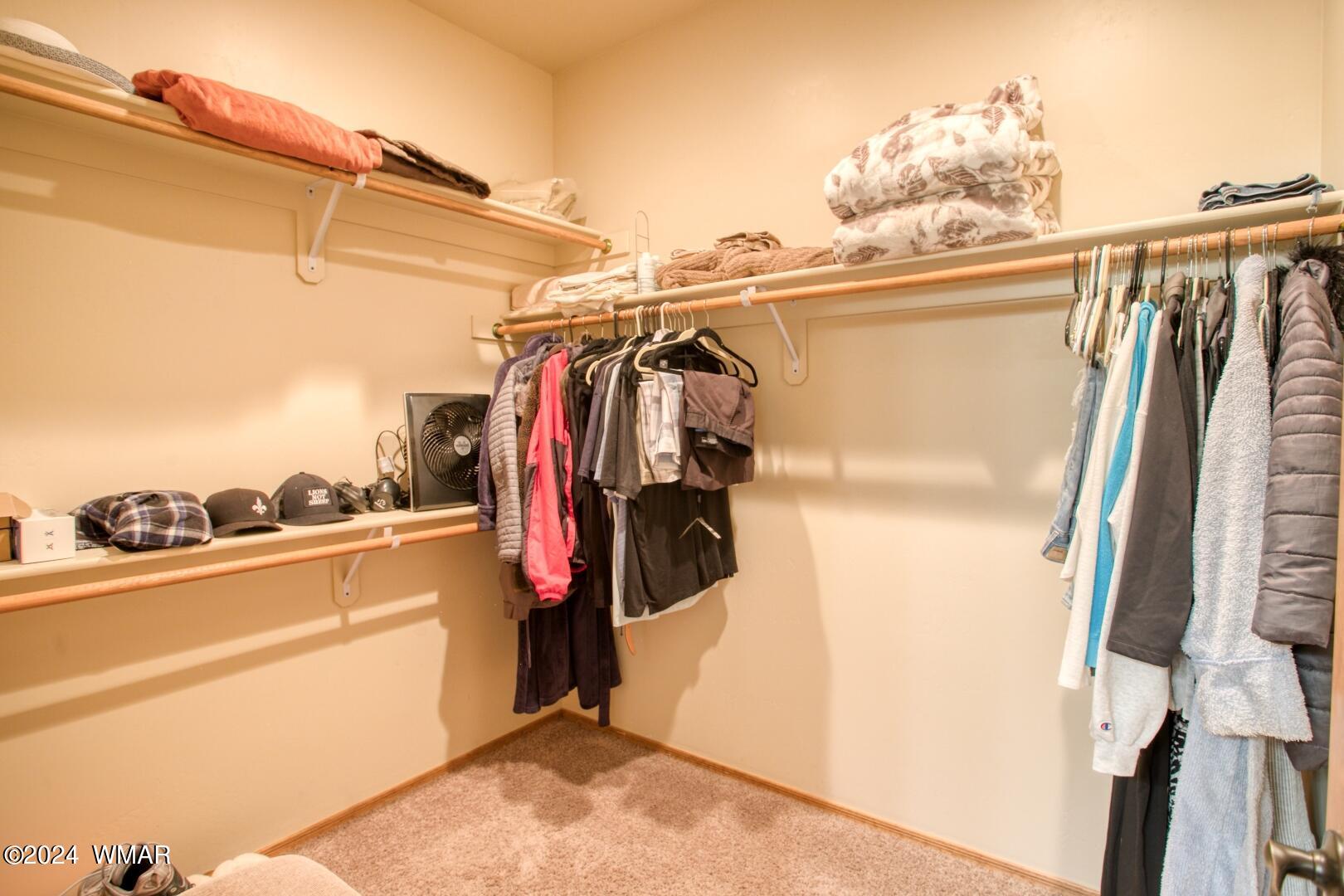 3220 W Black Oak Loop