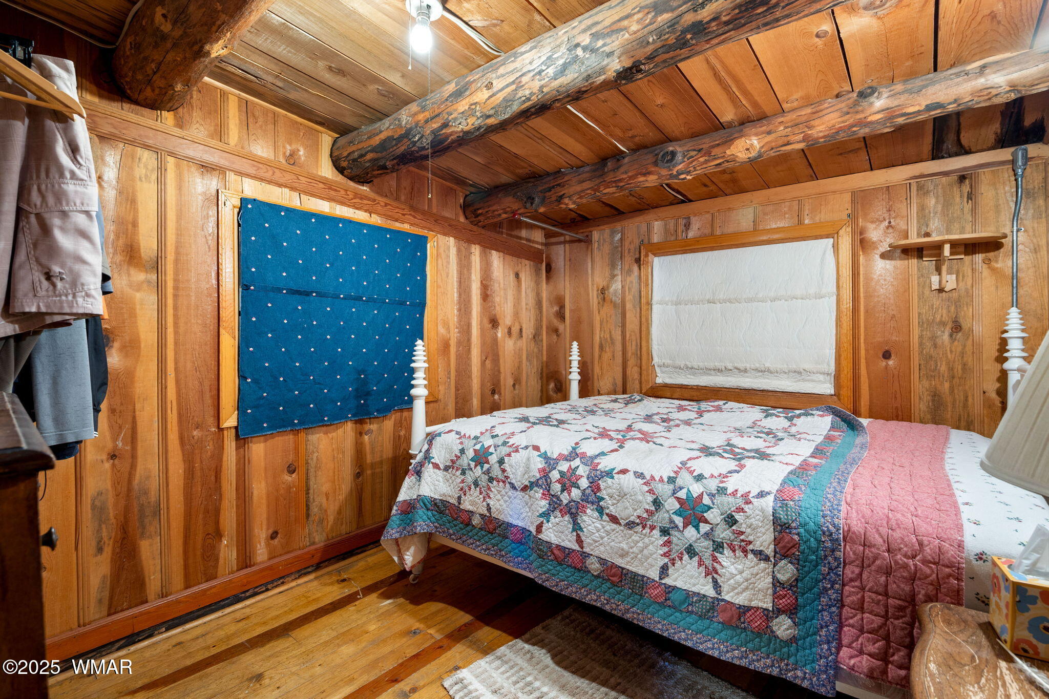 1137 W Hummingbird Circle