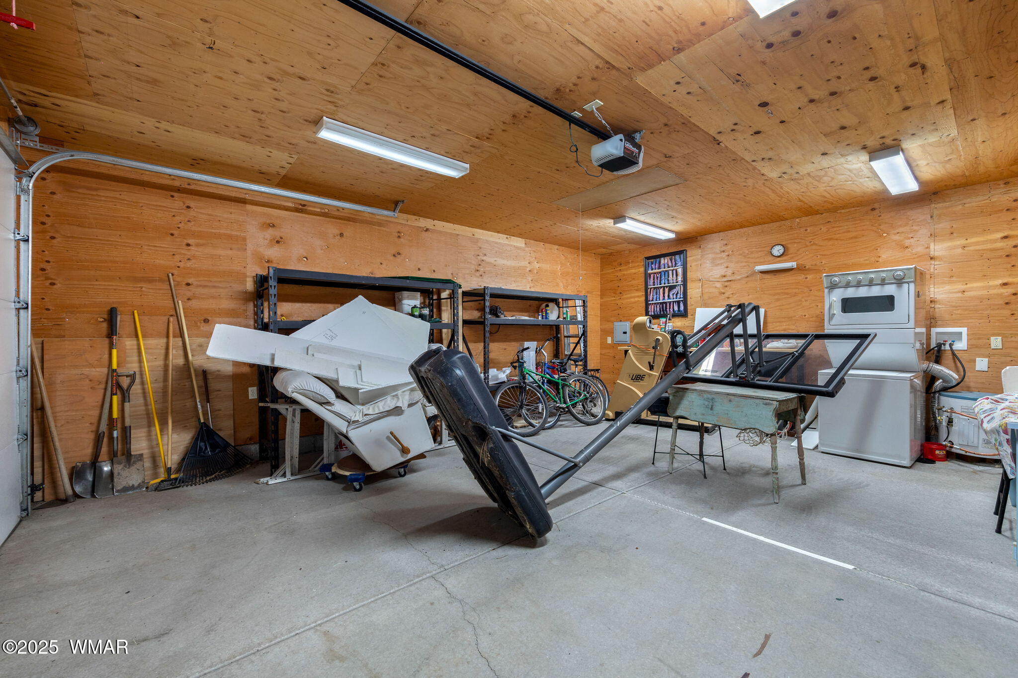 1137 W Hummingbird Circle