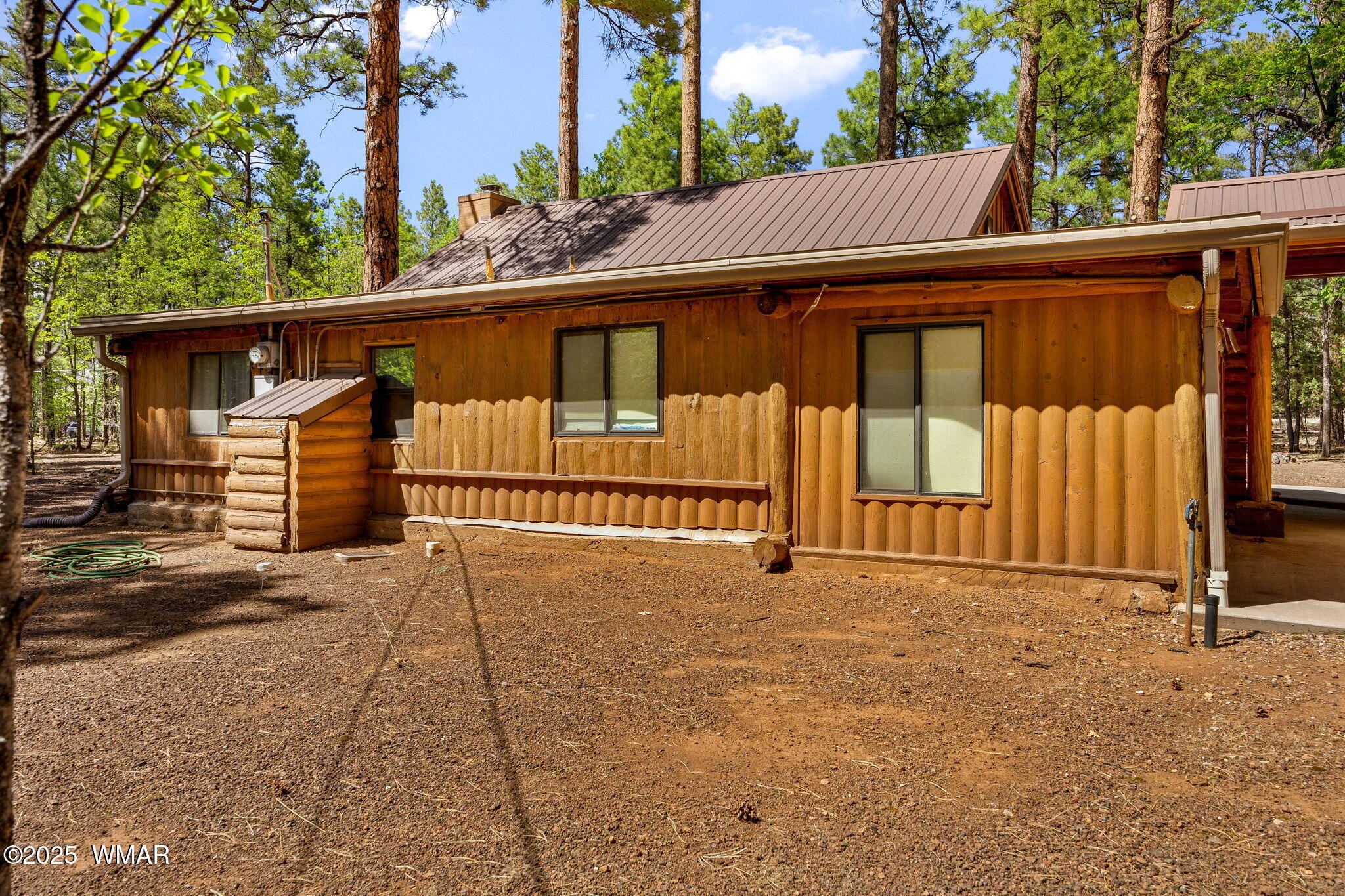1137 W Hummingbird Circle