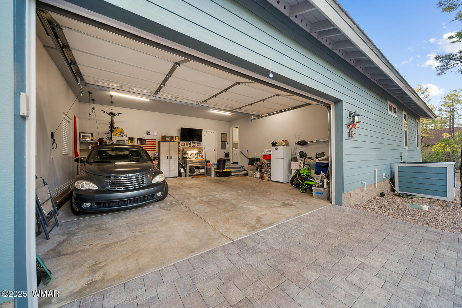 1079 Pine Creek Drive