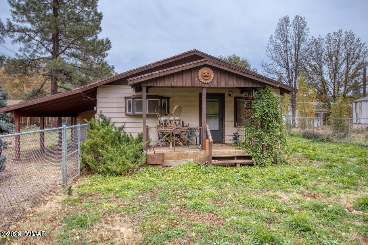 1257 S Hahn Drive