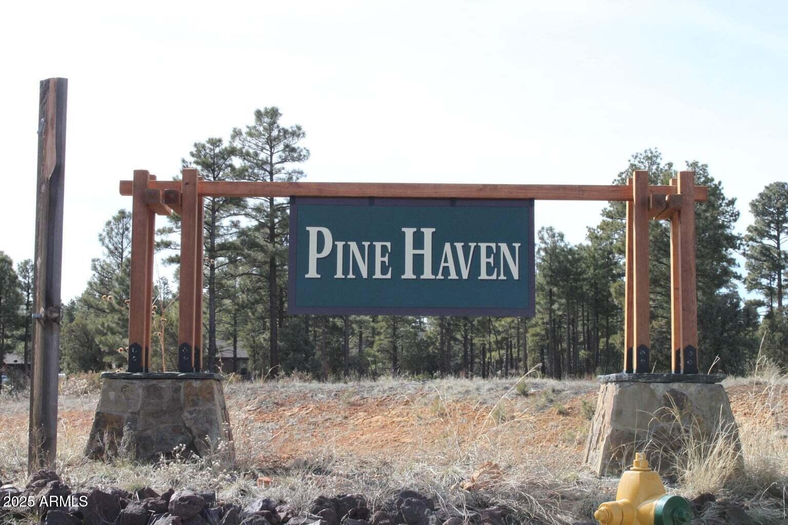 101 W PINE HAVEN Circle, 8