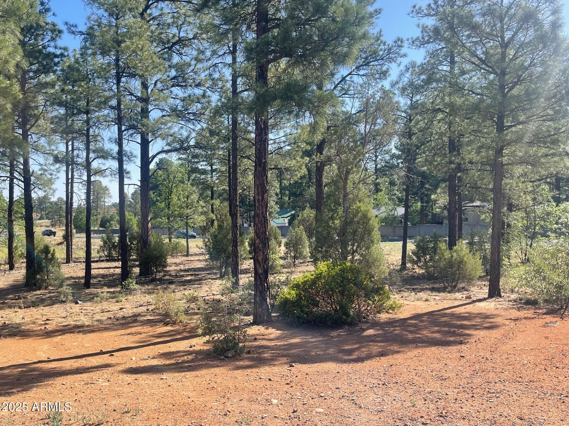 101 W PINE HAVEN Circle, 8