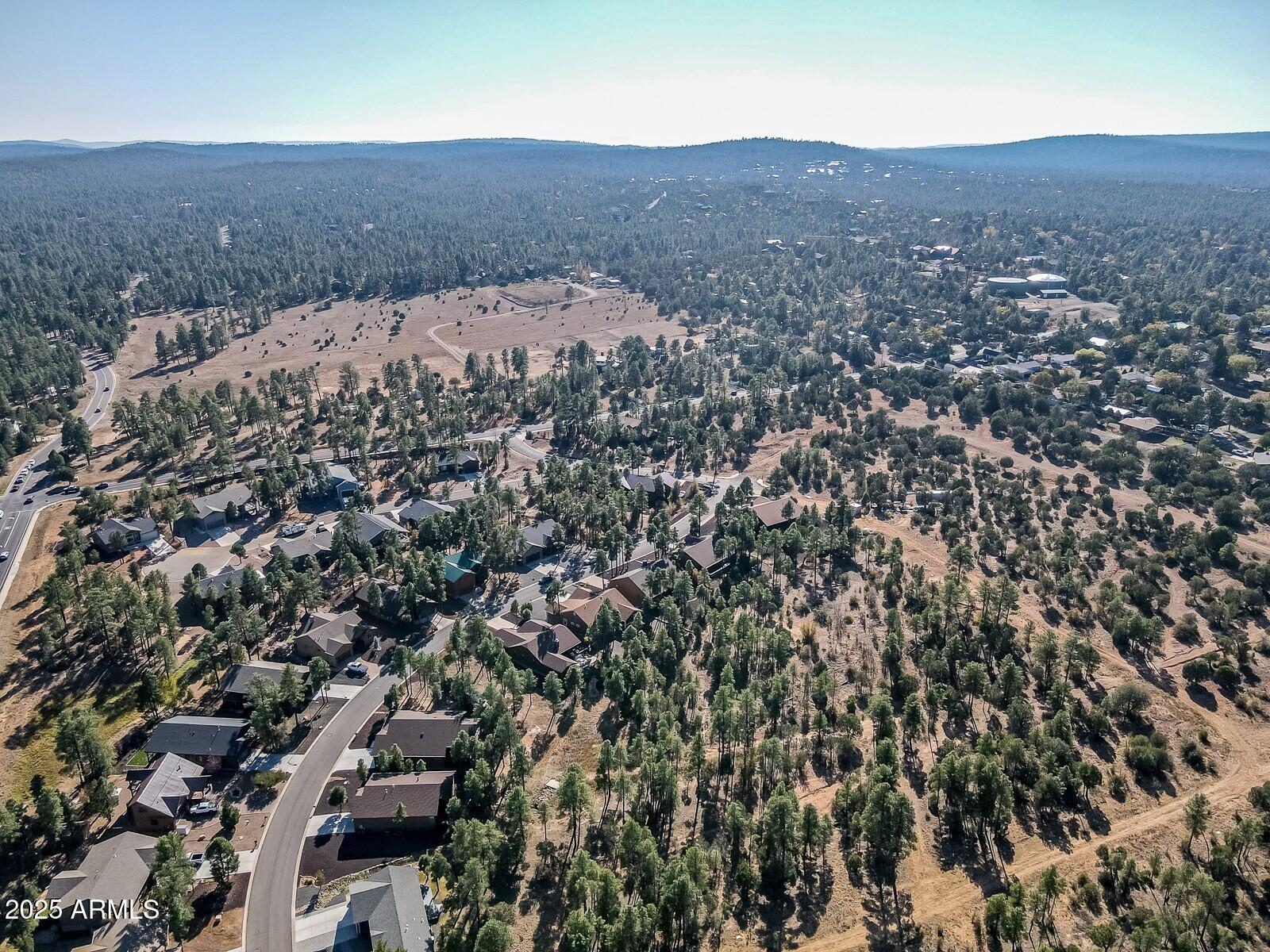 101 W PINE HAVEN Circle, 8