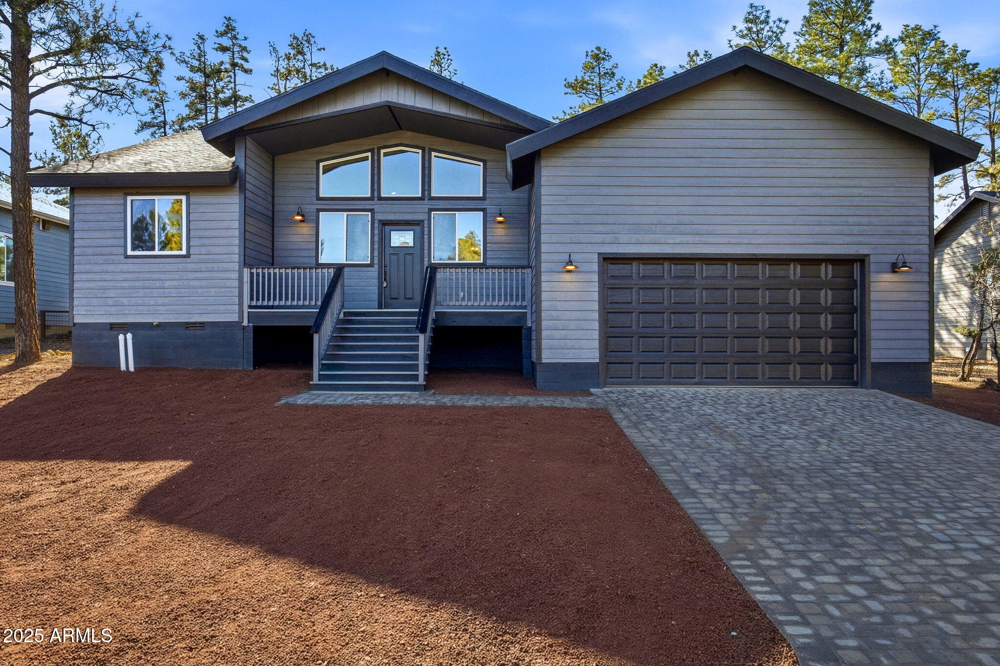 180 W PINE HAVEN Circle