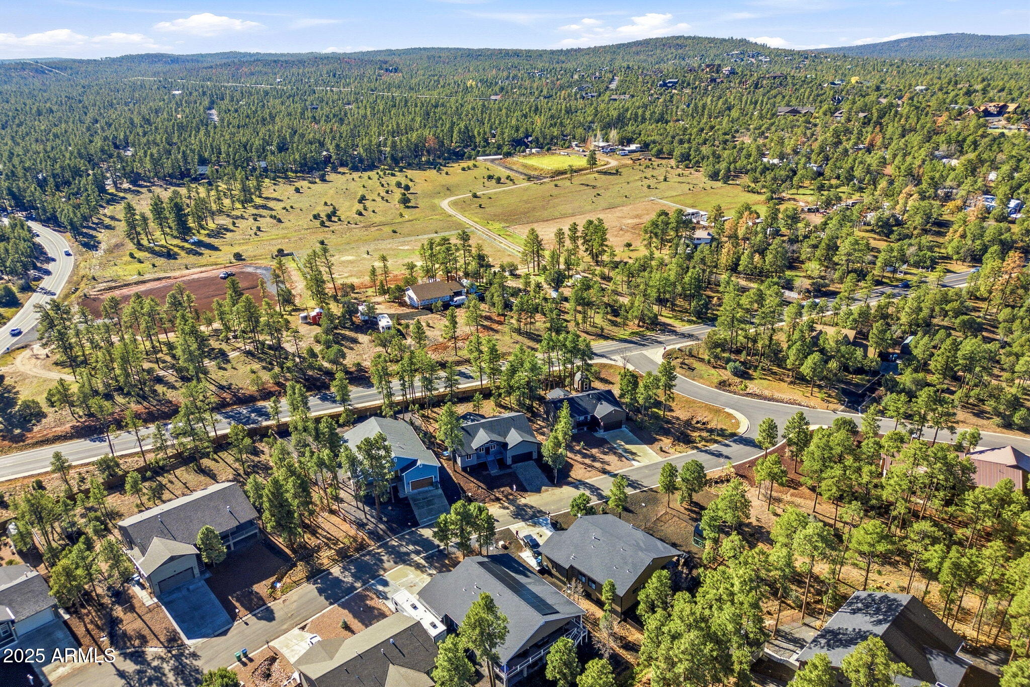 180 W PINE HAVEN Circle
