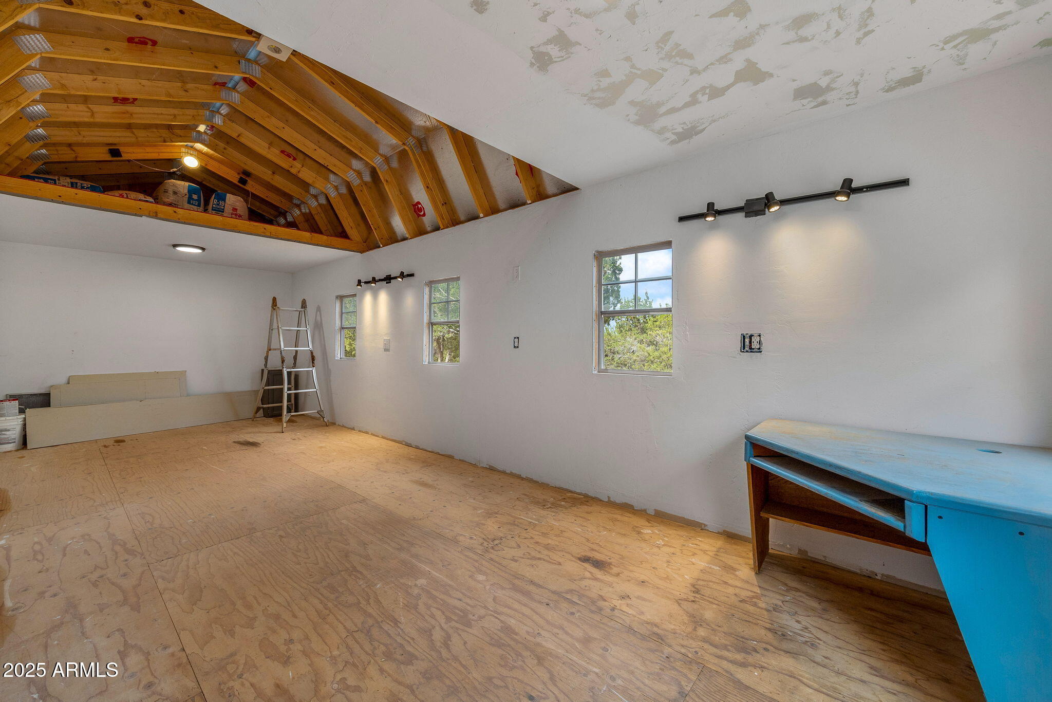 9044 CHIMISA RANCH Road