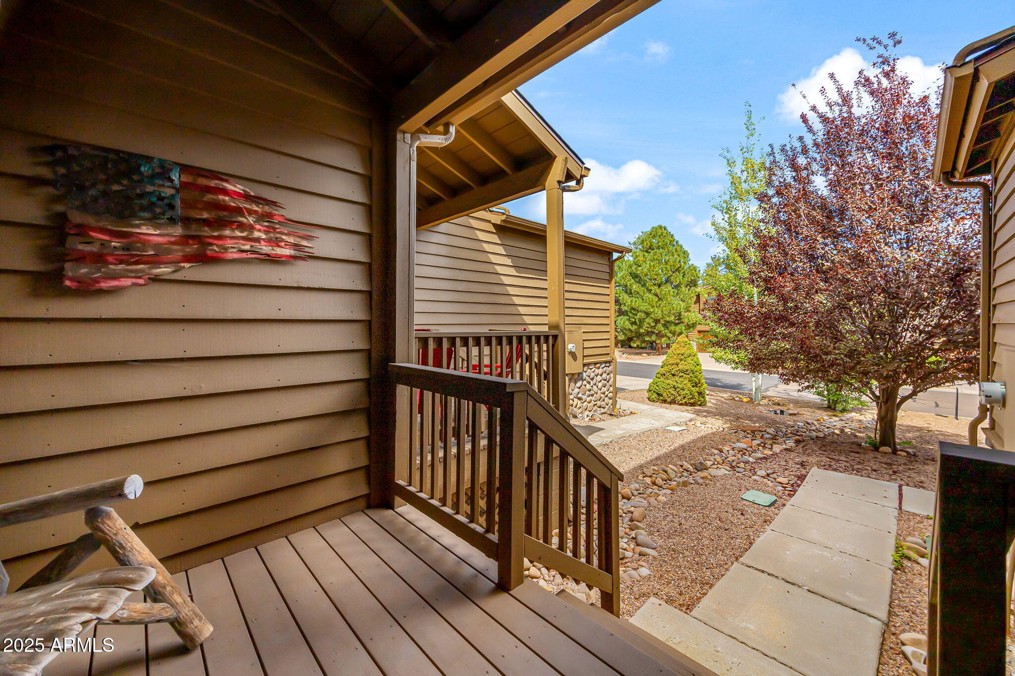 6935 N STARLIGHT RIDGE Parkway