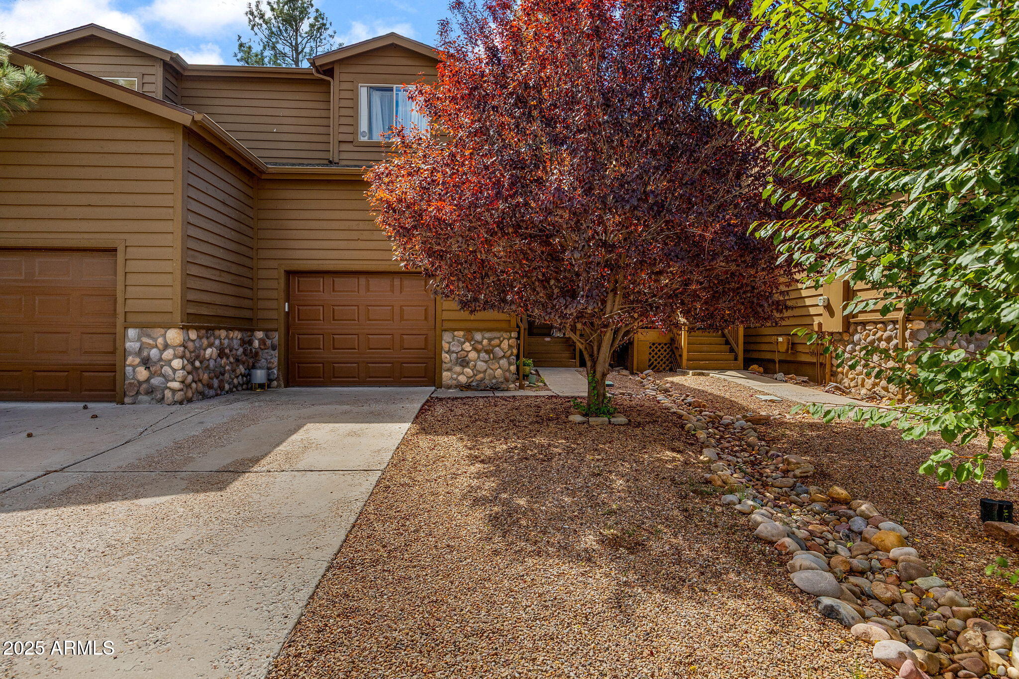 6935 N STARLIGHT RIDGE Parkway