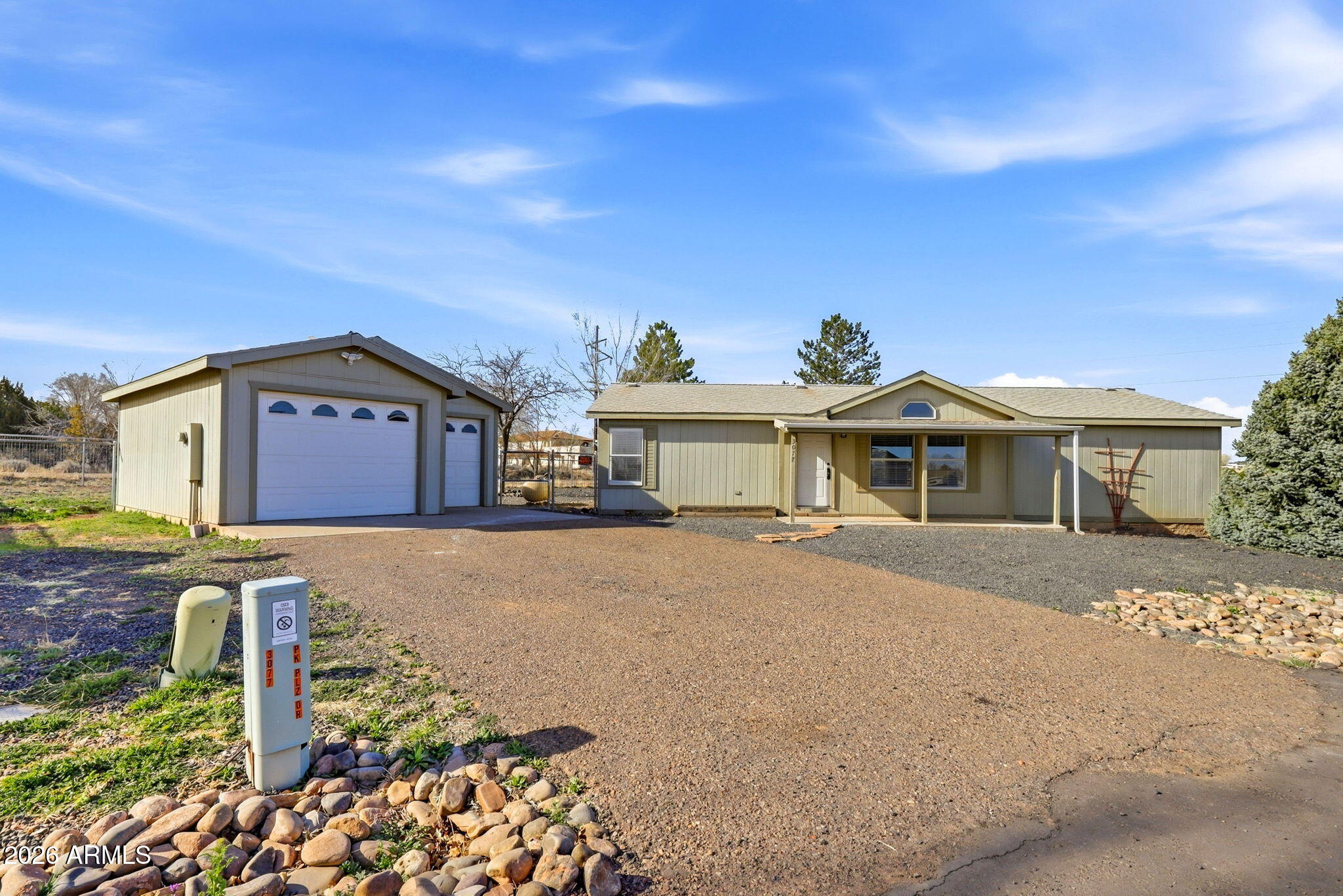 3077 W PARK PLAZA Drive