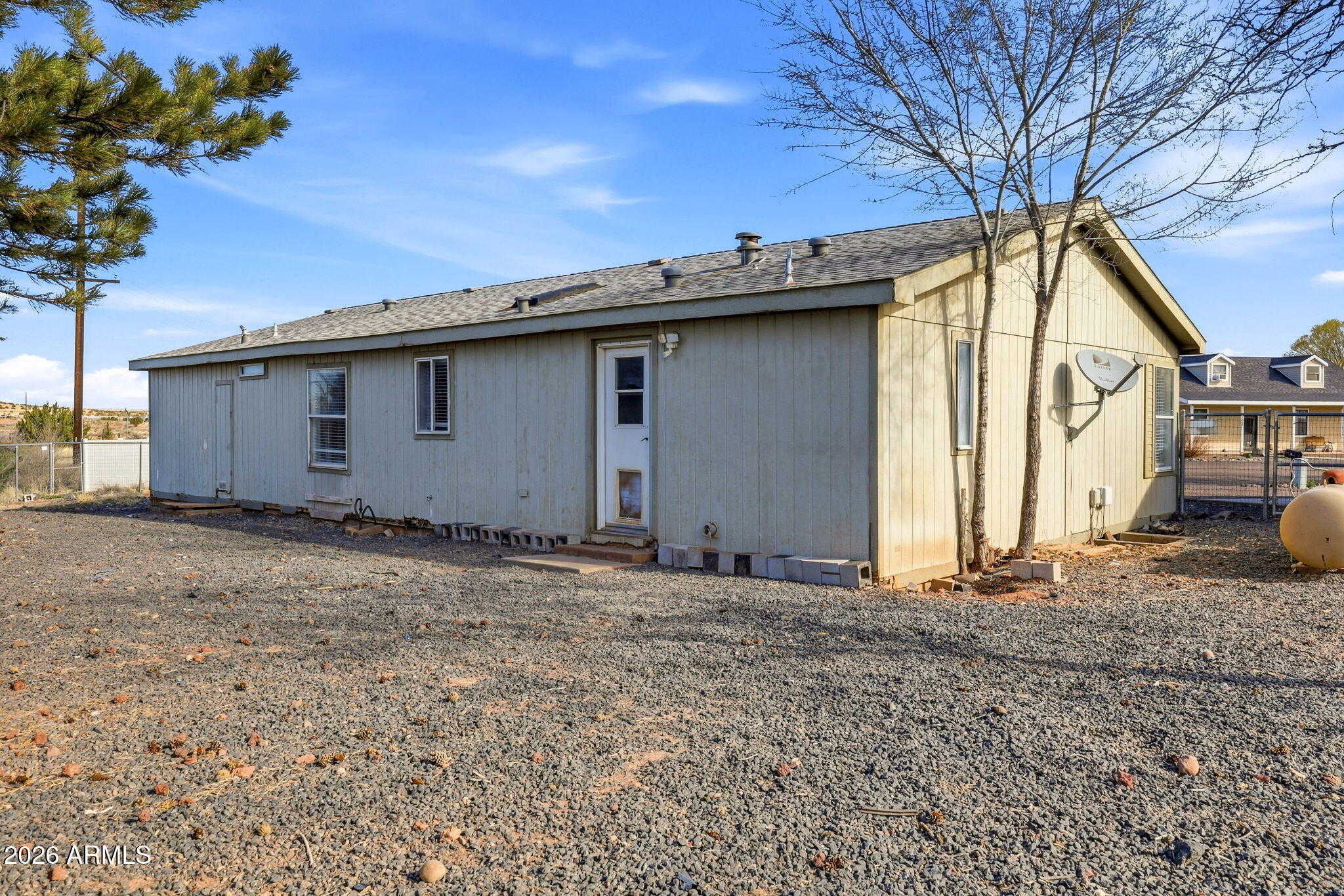 3077 W PARK PLAZA Drive