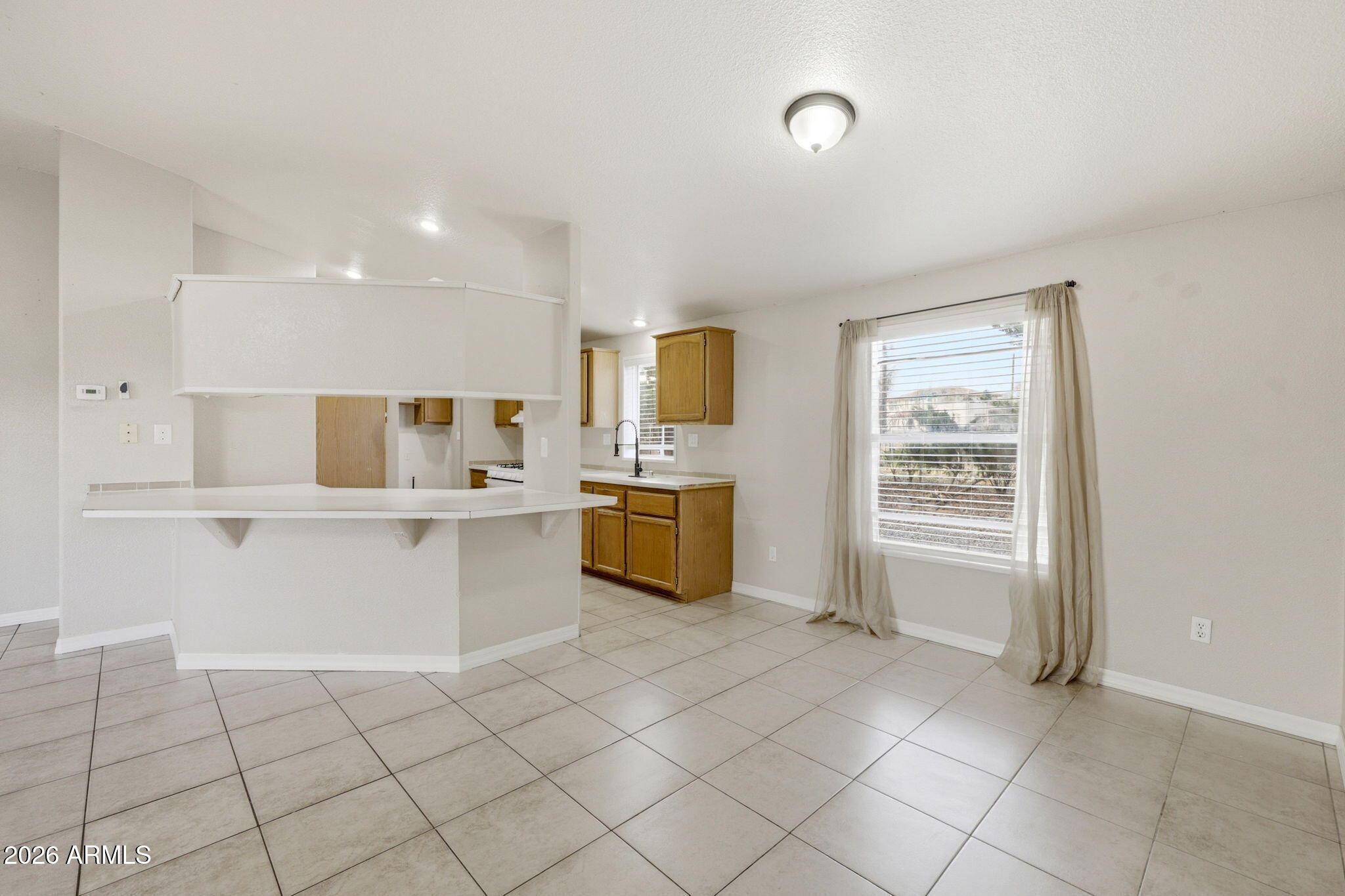 3077 W PARK PLAZA Drive