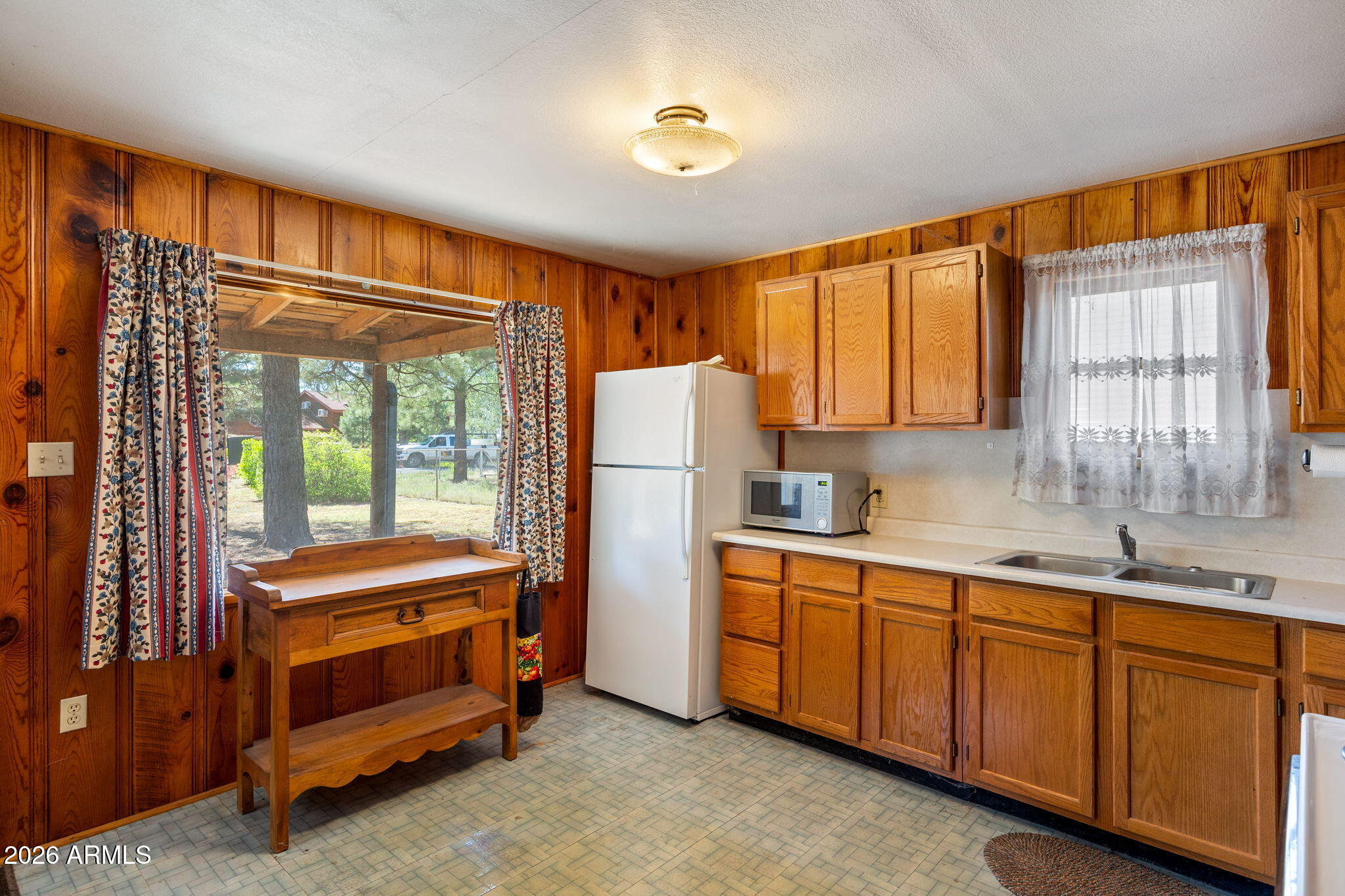 232 MOUNTAIN VIEW Drive