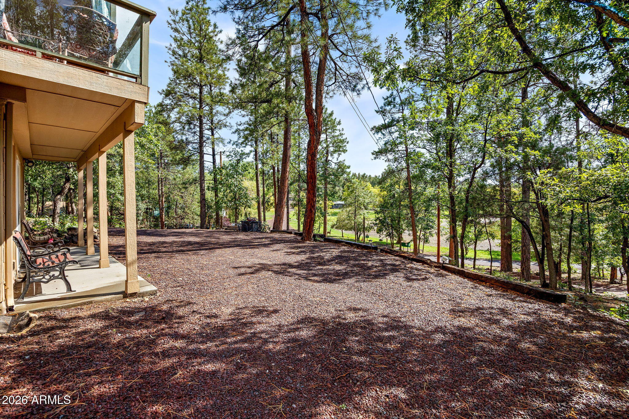 416 W ROCK Lane