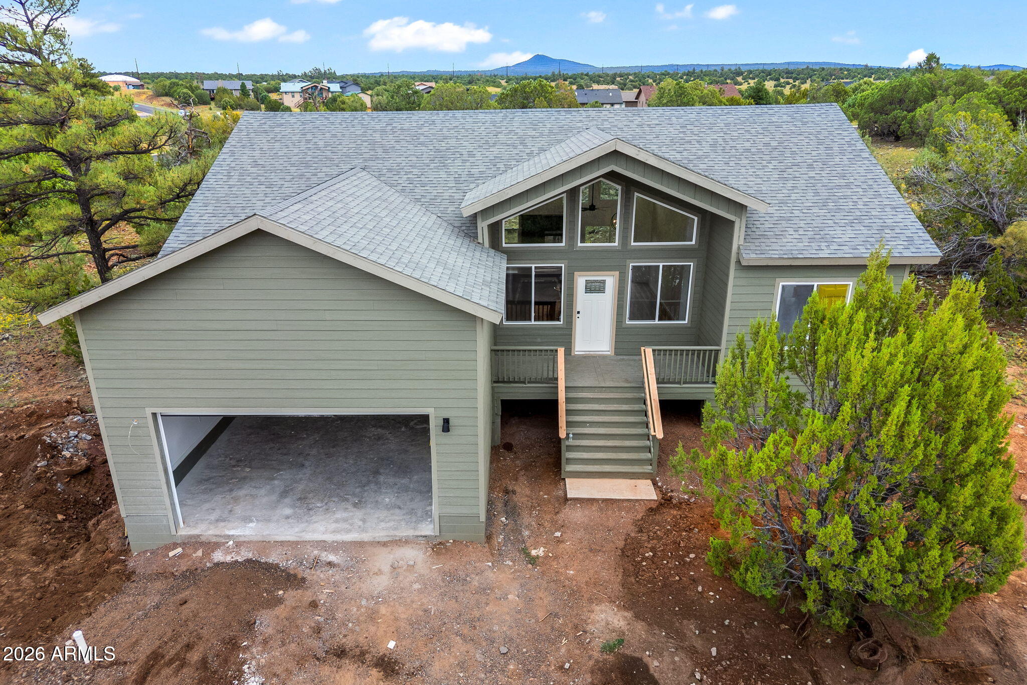 821 S RIDGELINE Drive