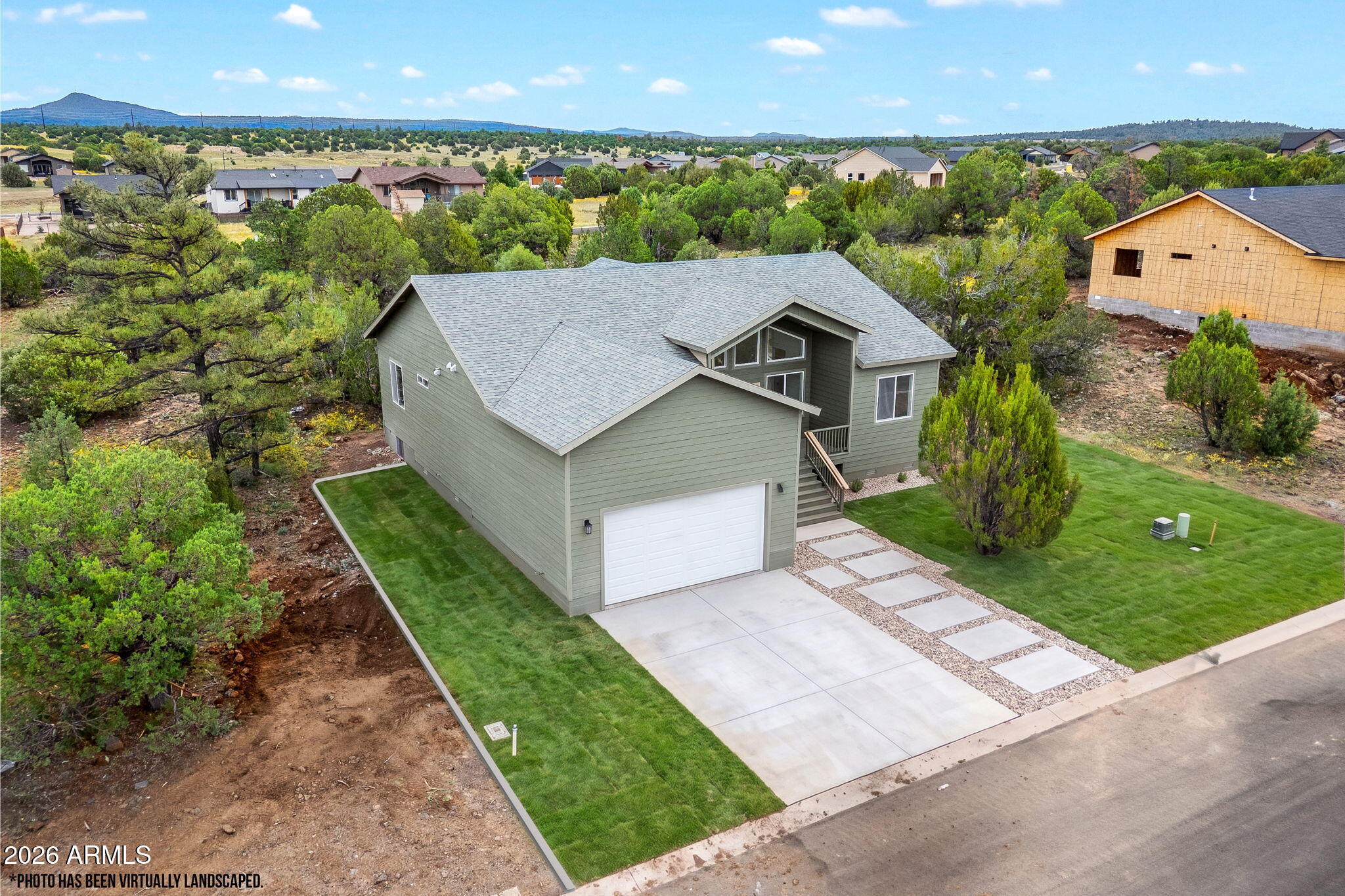 821 S RIDGELINE Drive