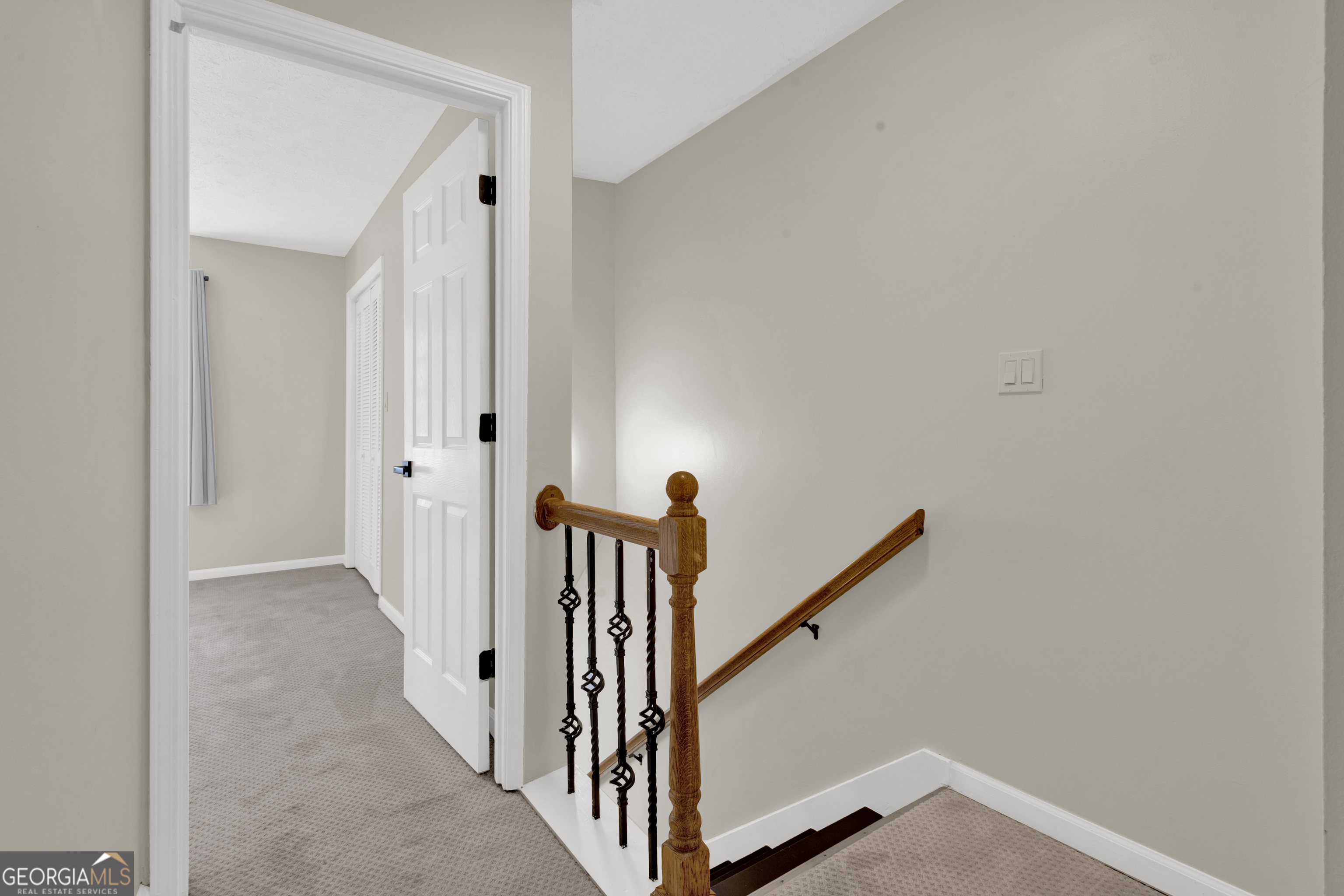 4 Holly Downs Court NW
