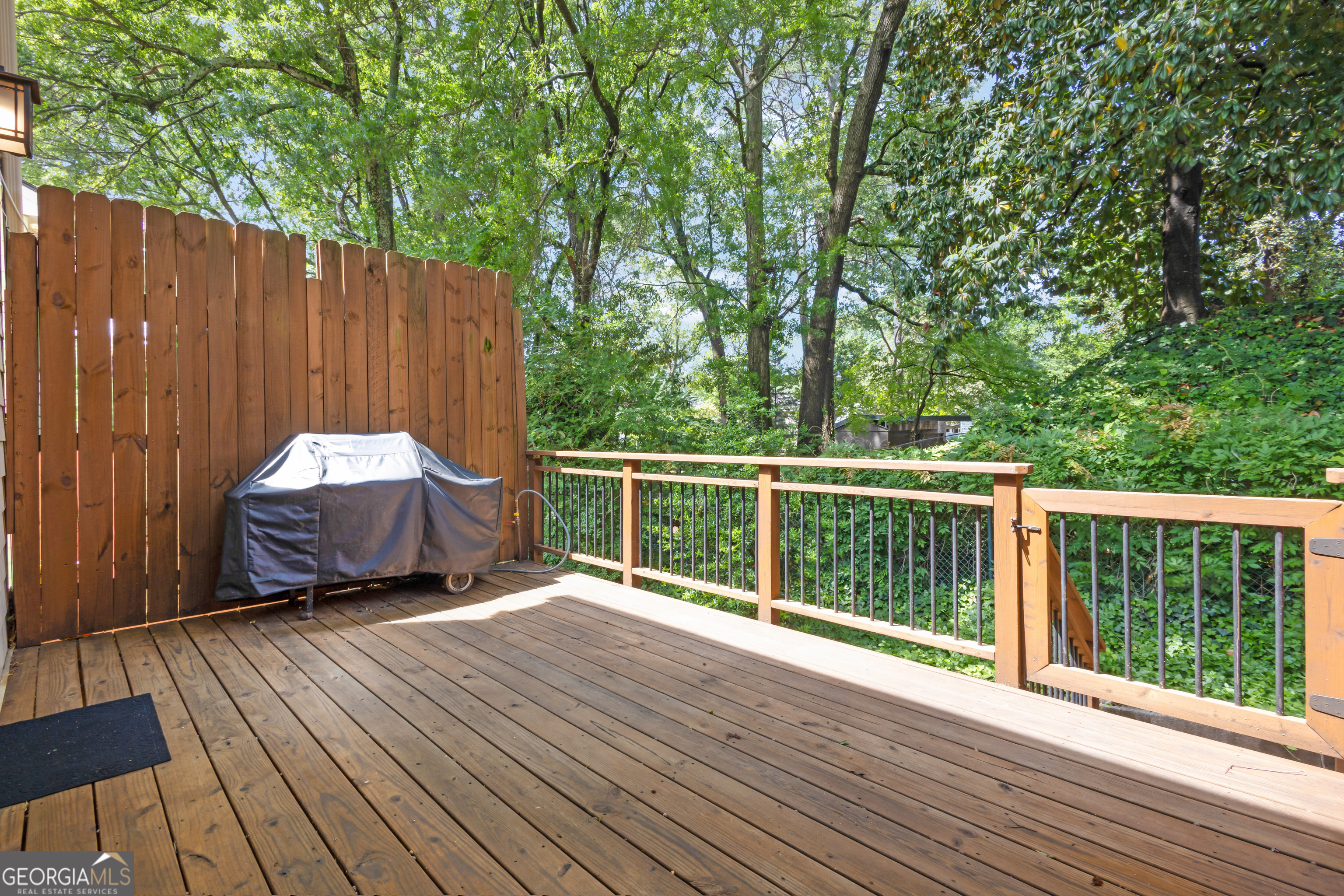 4 Holly Downs Court NW