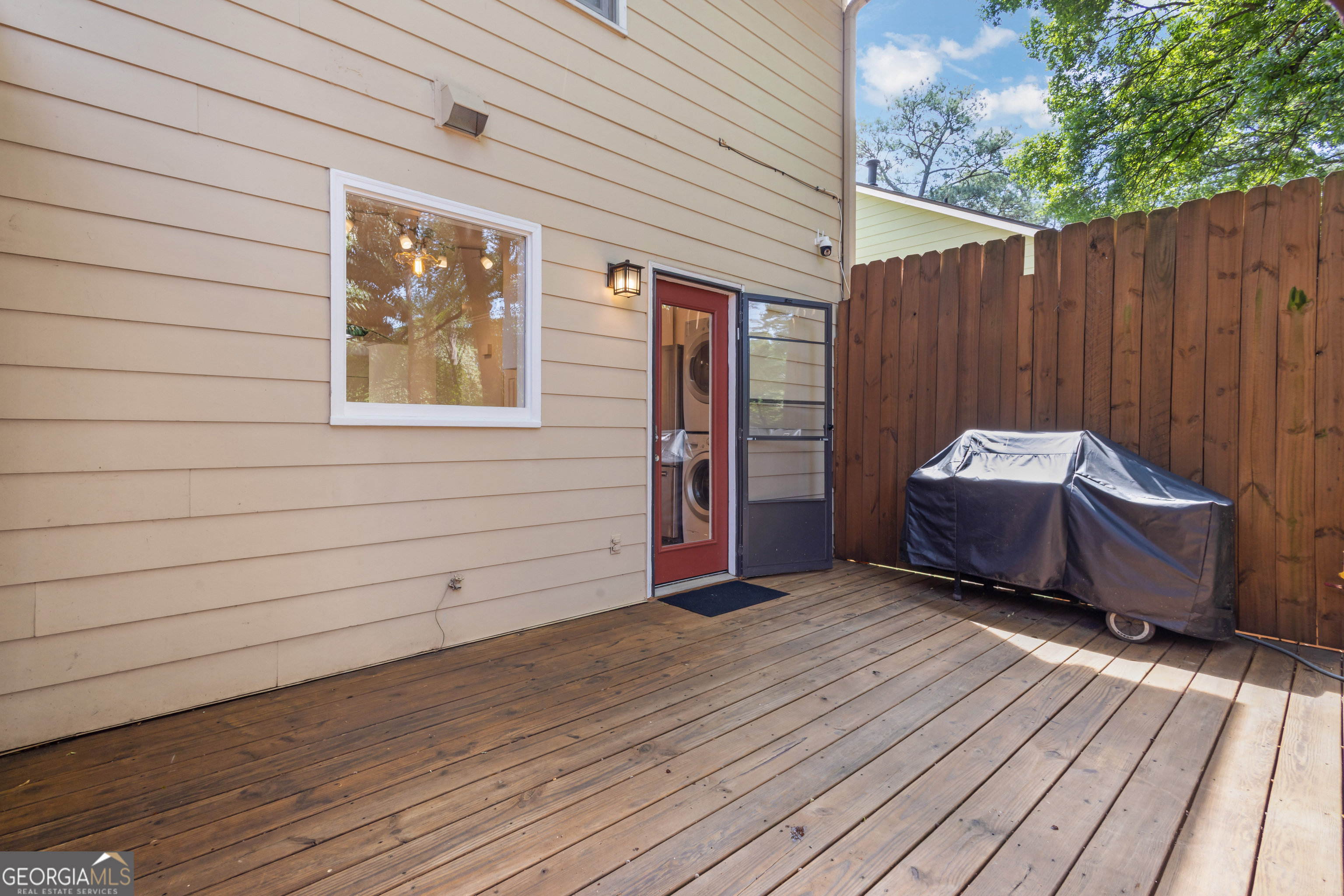 4 Holly Downs Court NW