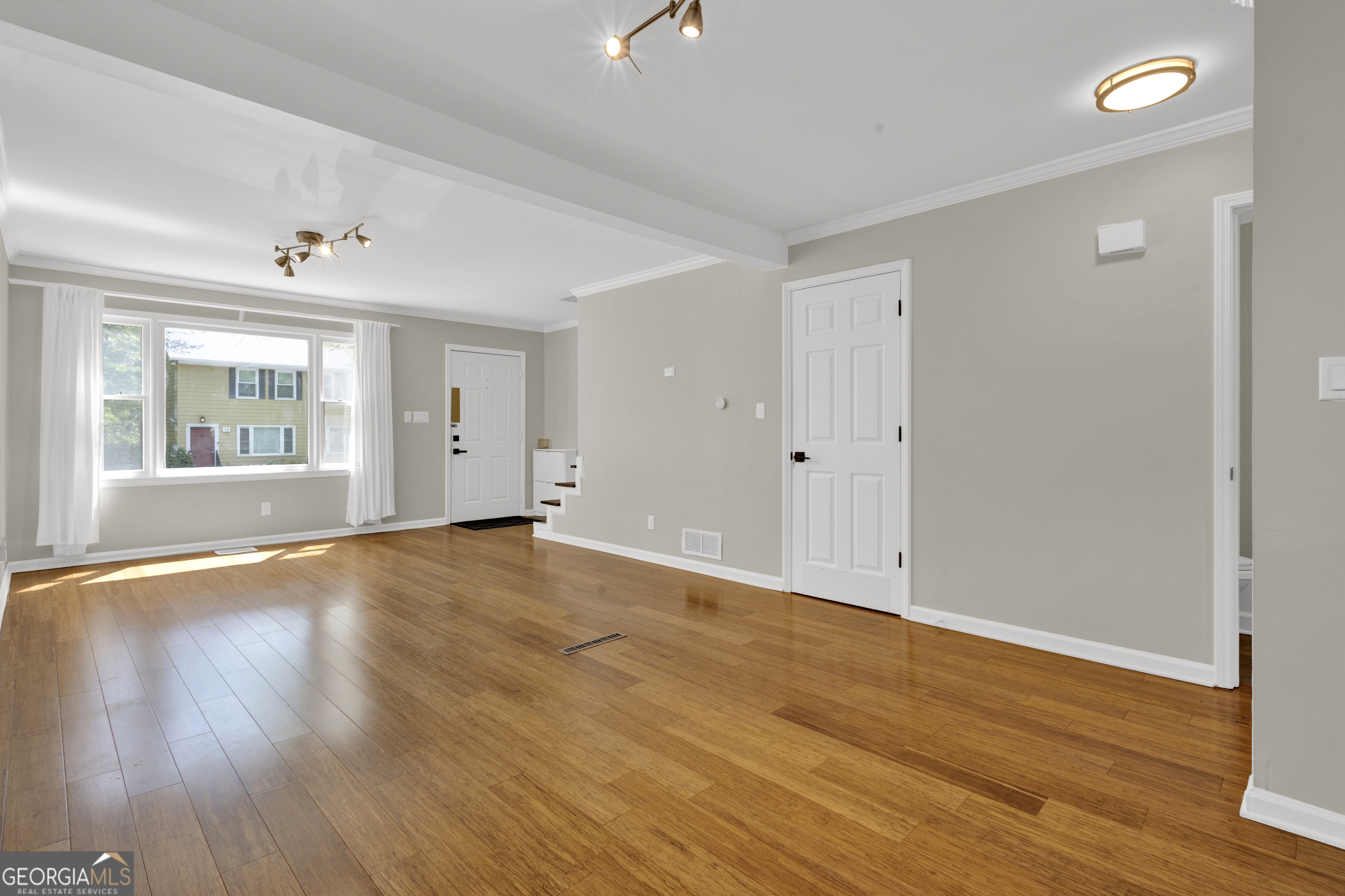 4 Holly Downs Court NW