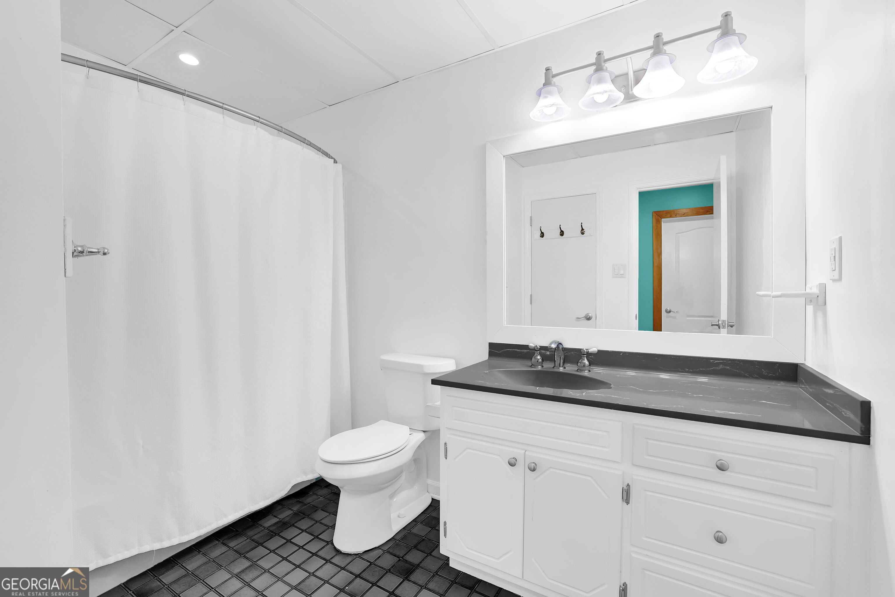3956 Viewpoint Court
