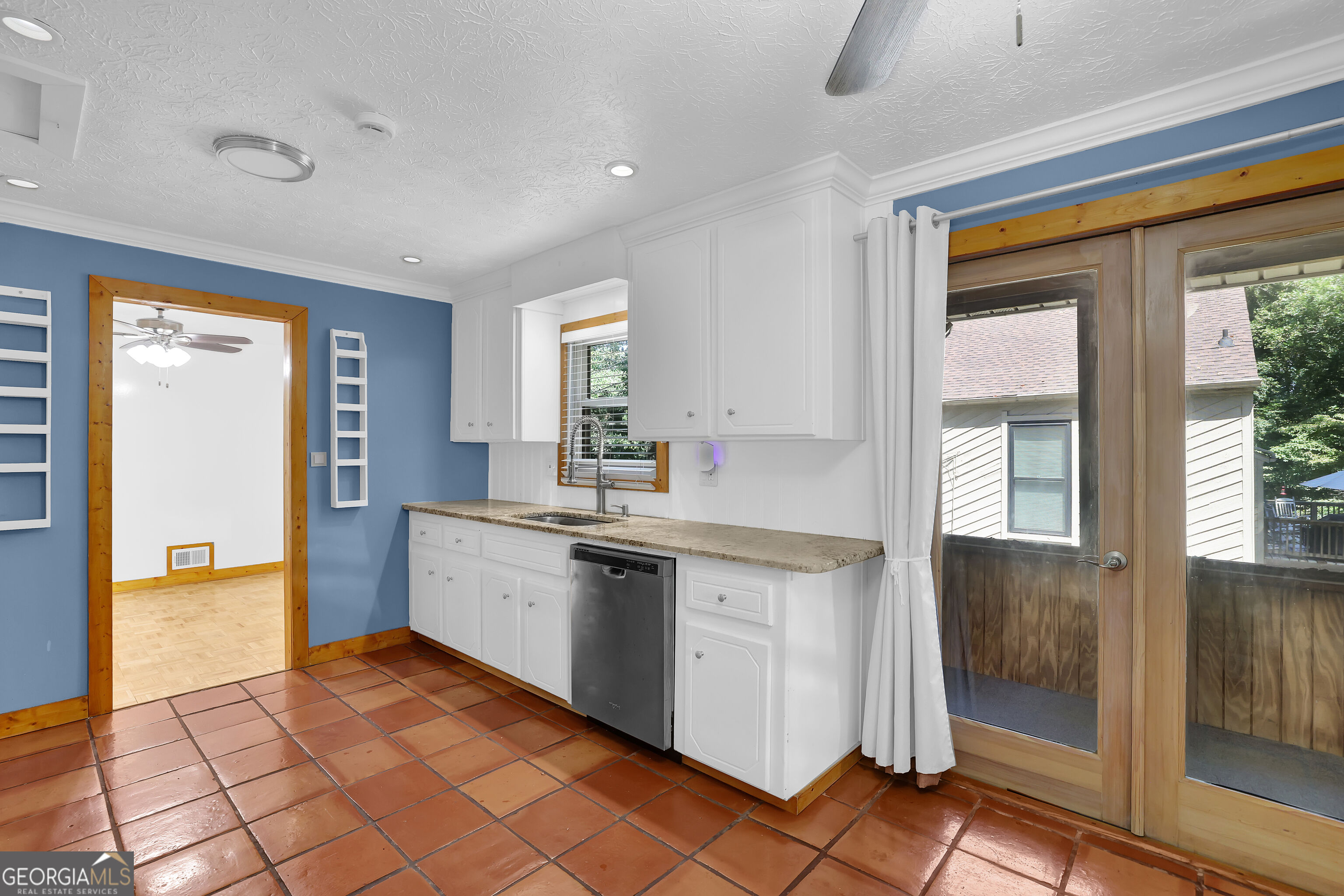 3956 Viewpoint Court