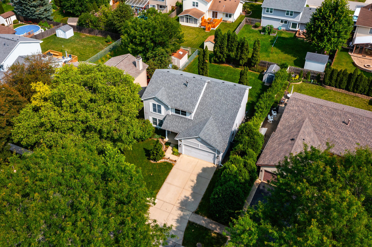 1810 Hawk Lane