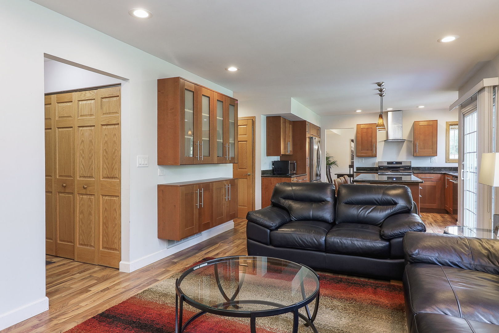 1810 Hawk Lane