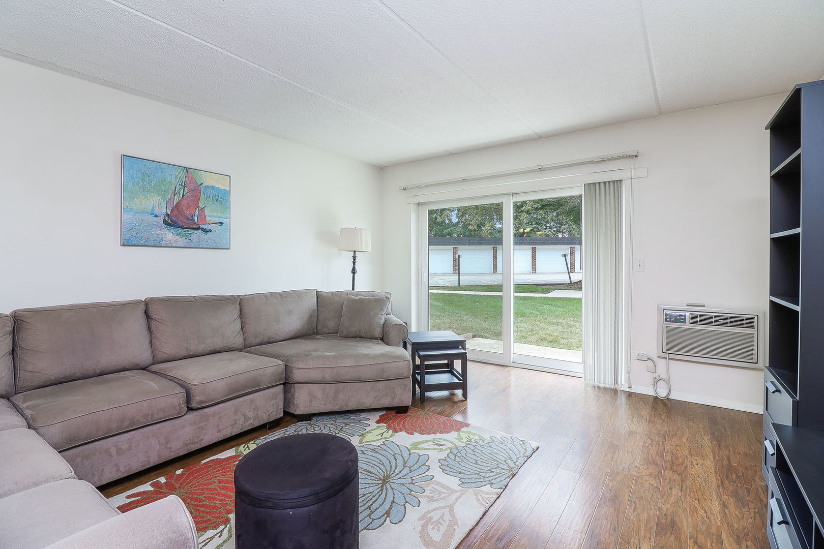 100 W PARK CIRCLE Drive Unit: 1H