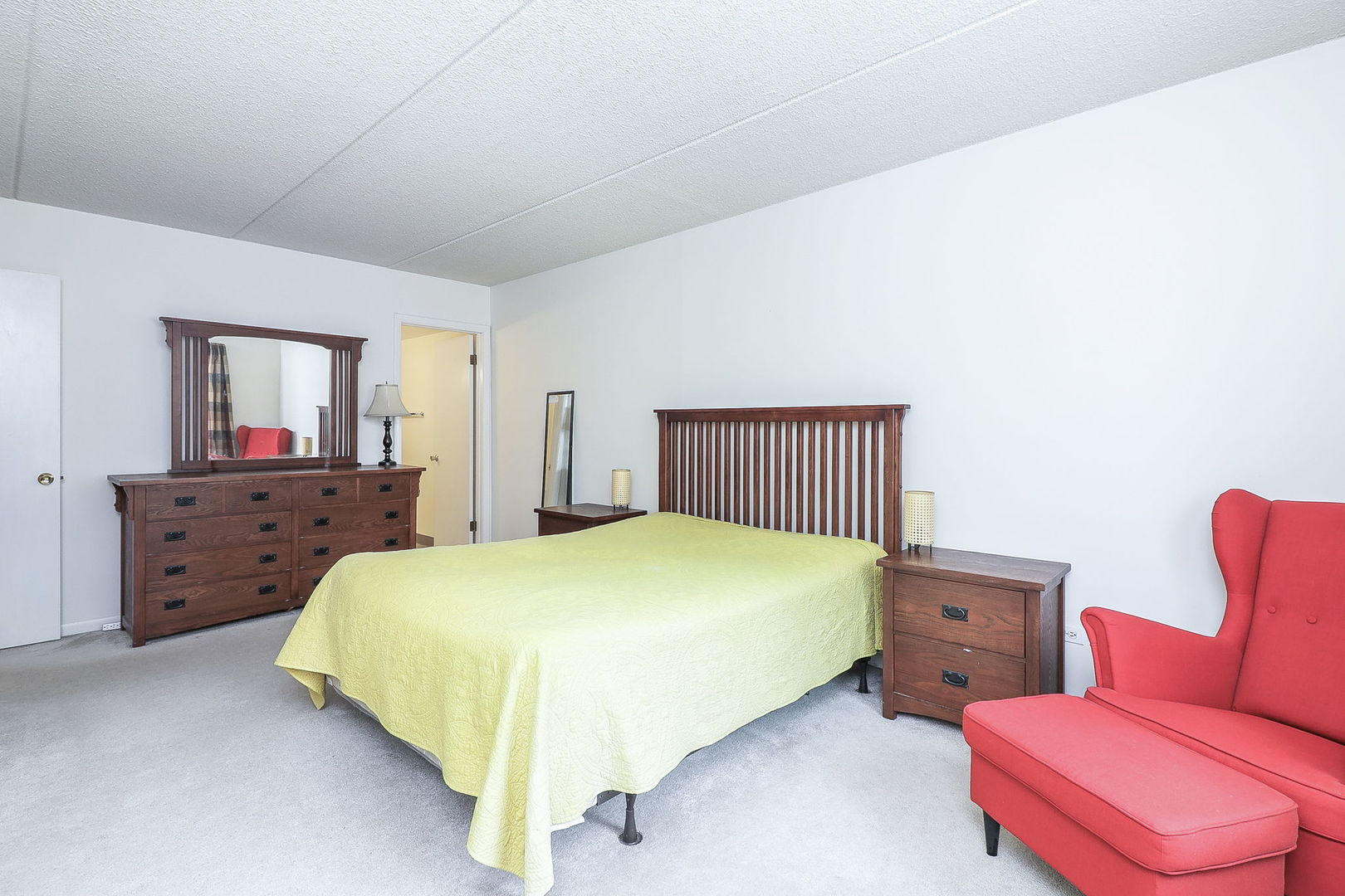 100 W PARK CIRCLE Drive Unit: 1H