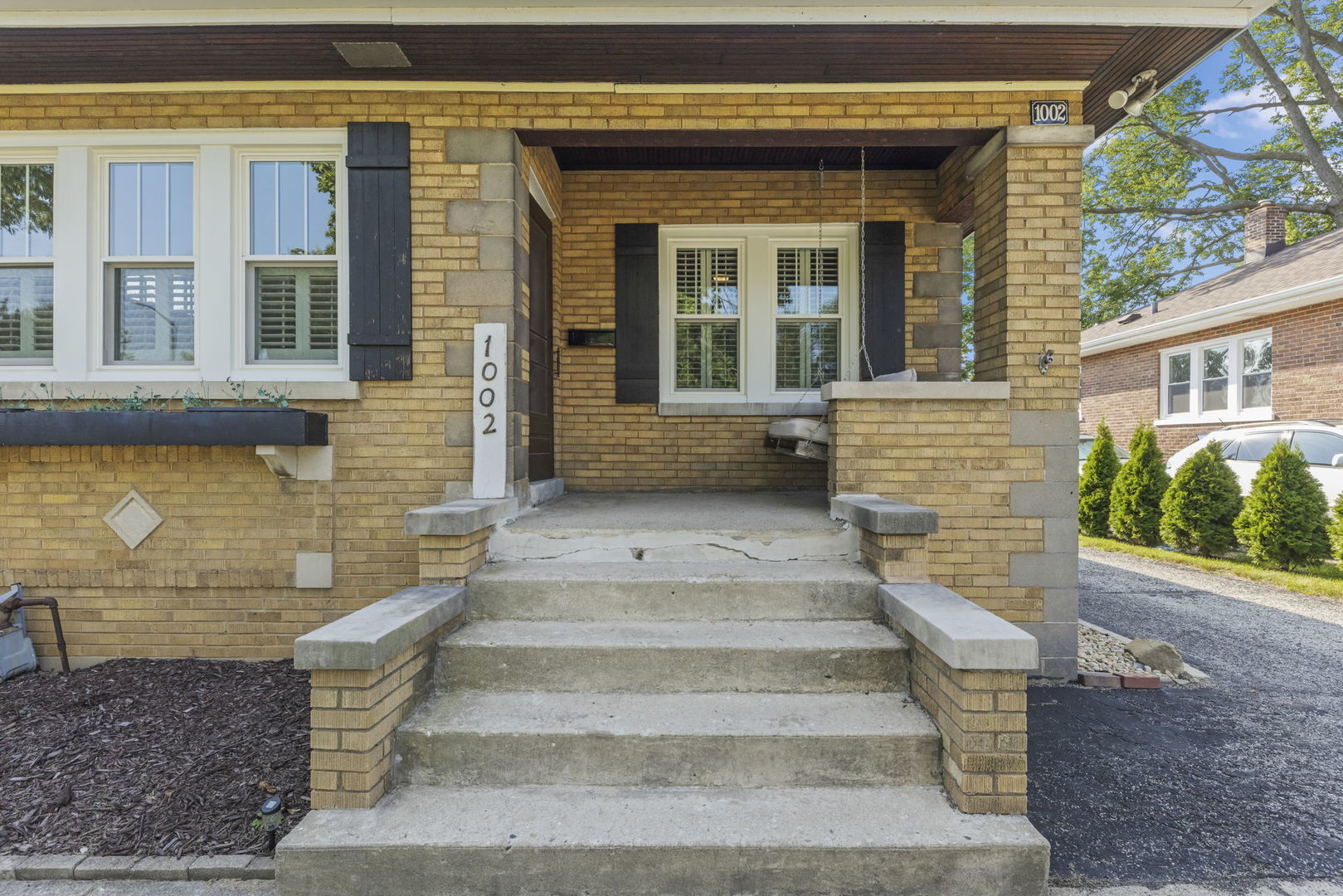 1002 N President Street