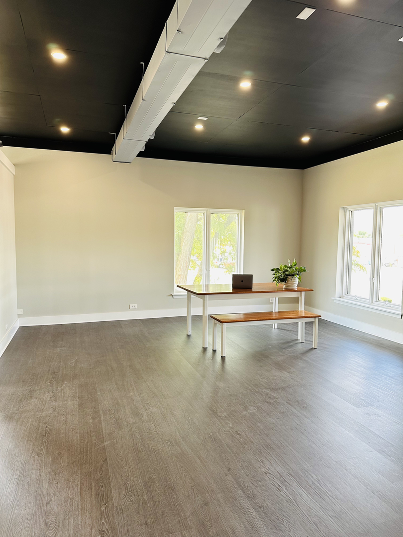 100 S Main Street Unit: 2S