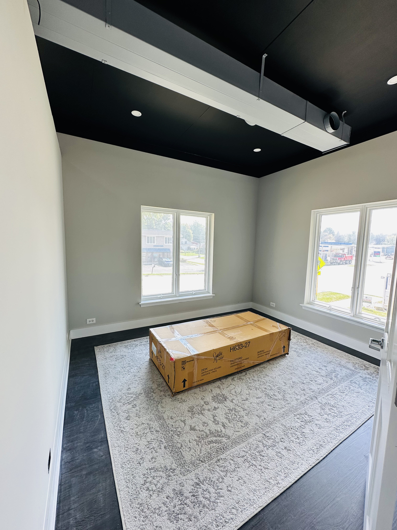 100 S Main Street Unit: 2S