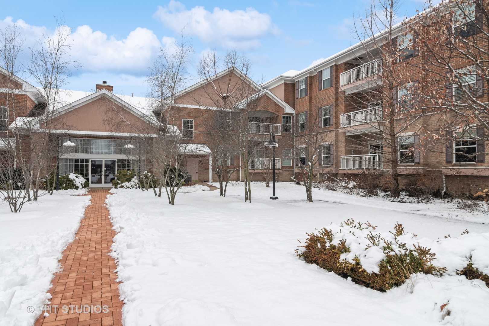 2692 Stone Circle Unit: 203