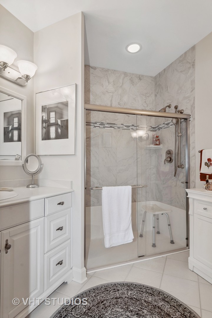 2692 Stone Circle Unit: 203