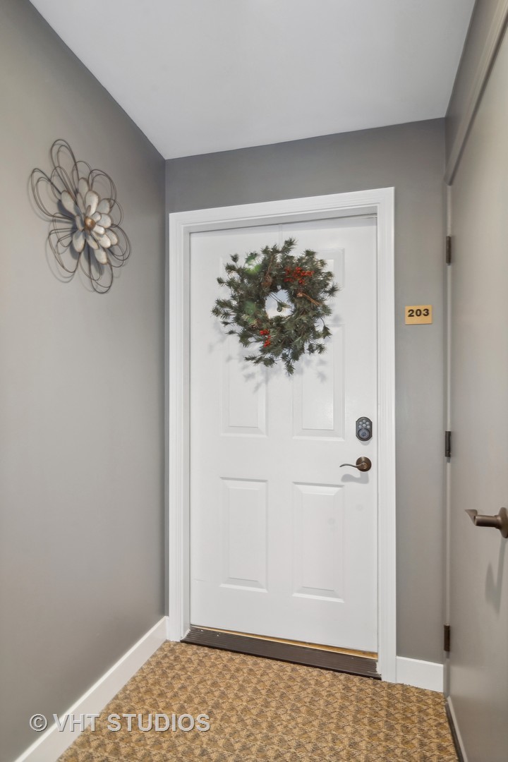 2692 Stone Circle Unit: 203