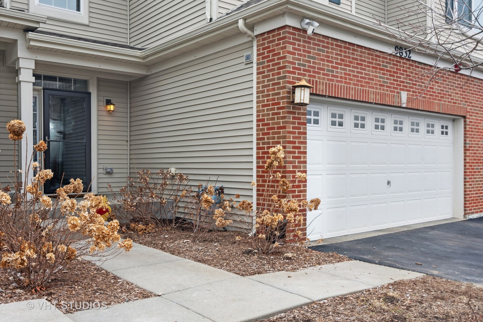 9832 Cummings Street