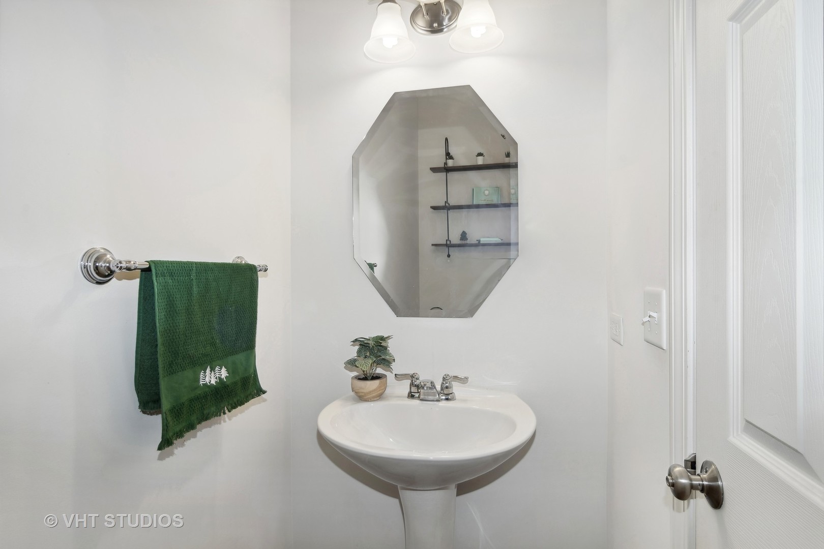 9832 Cummings Street