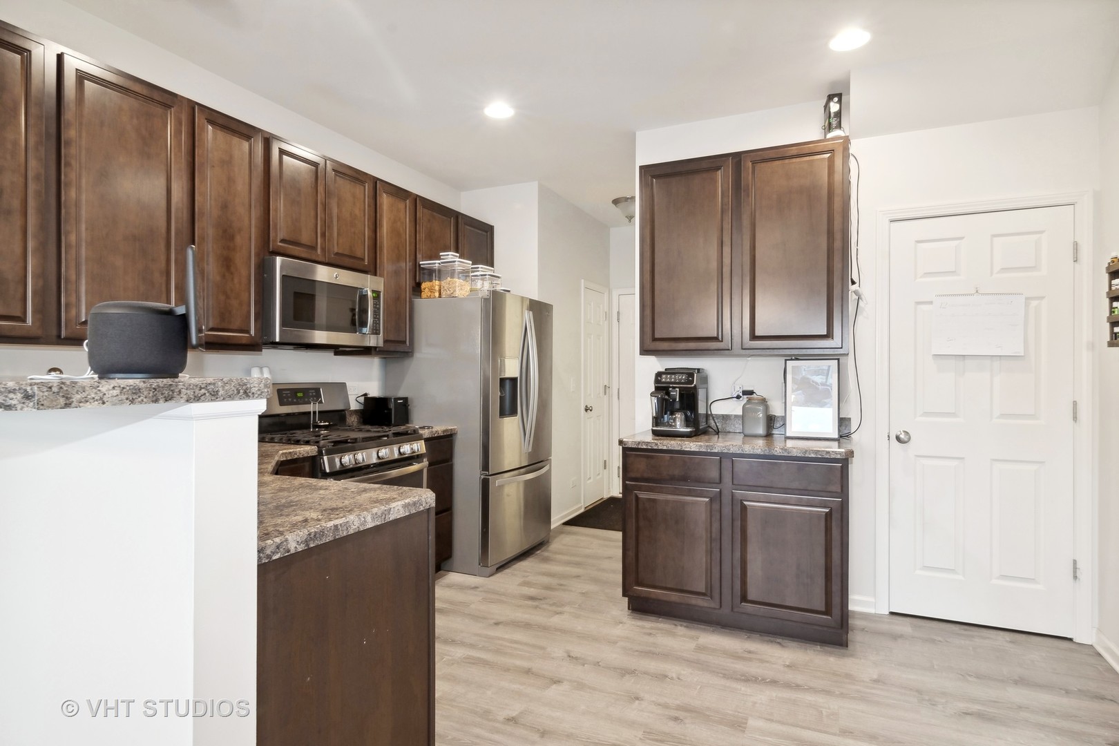 9832 Cummings Street