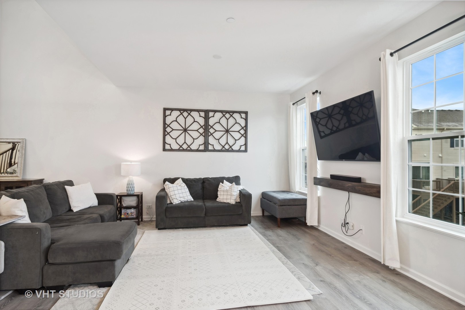 9832 Cummings Street