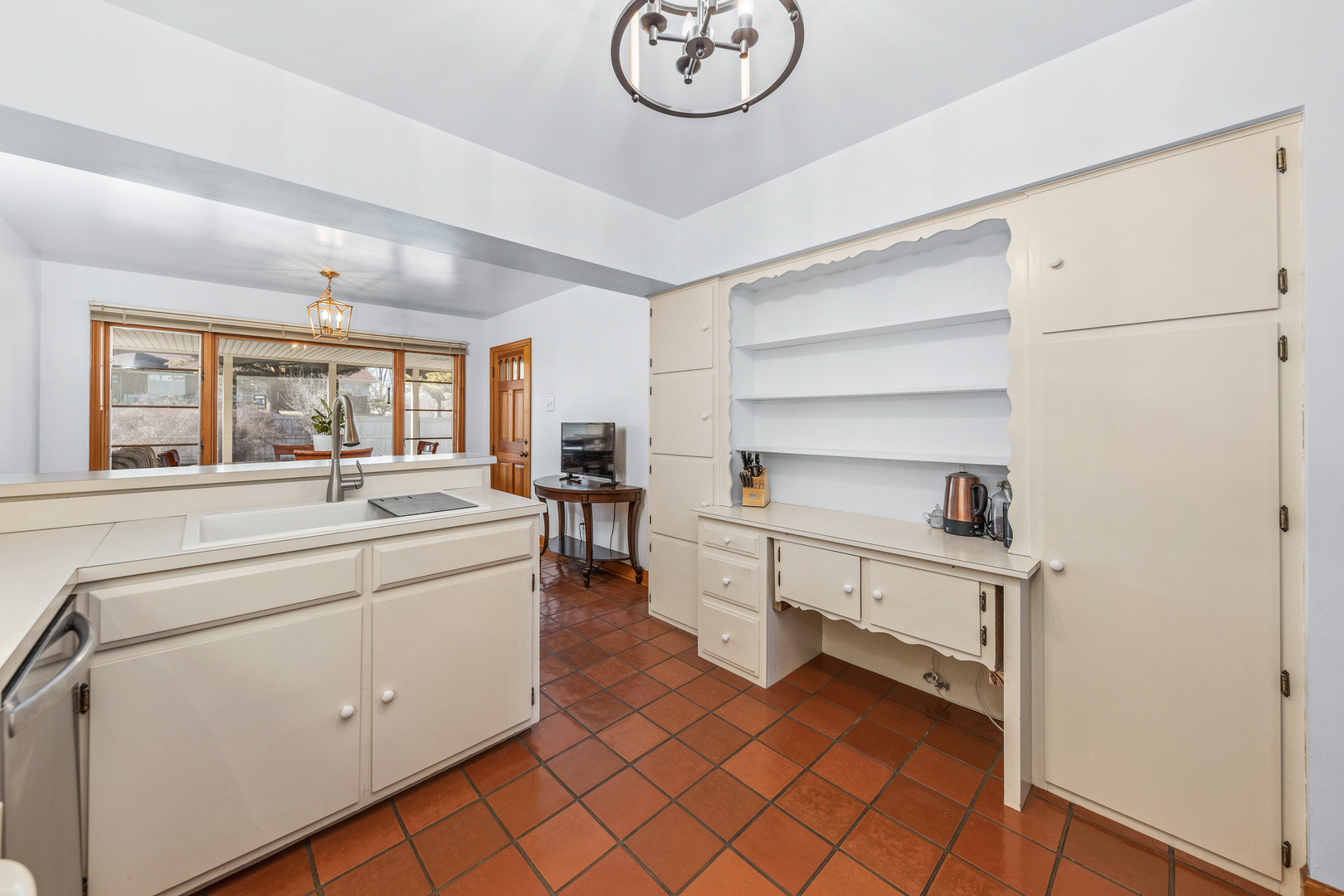1501 SUGAR VALLEY Lane